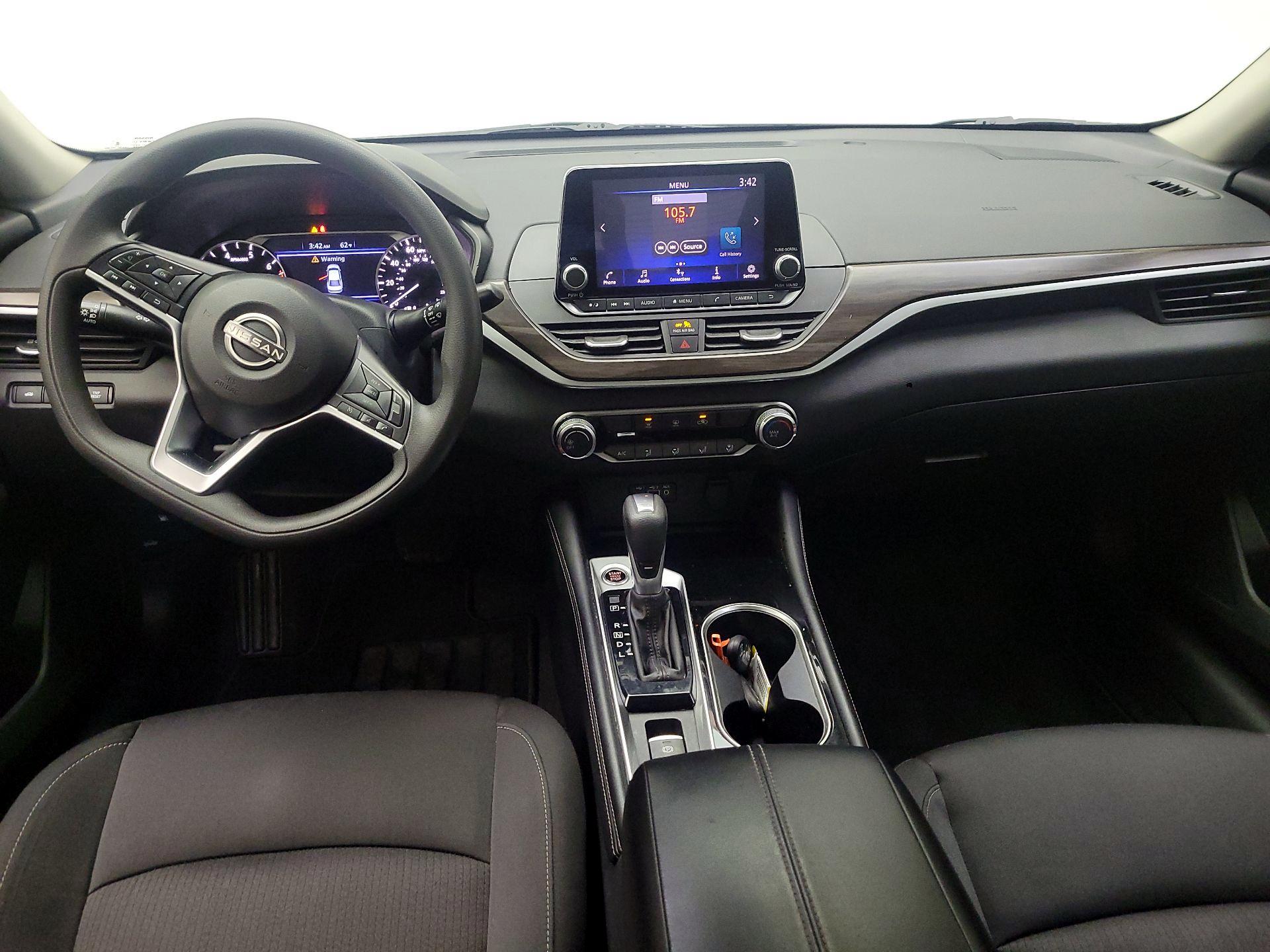 Thumbnail: 2023 Nissan Altima - 8