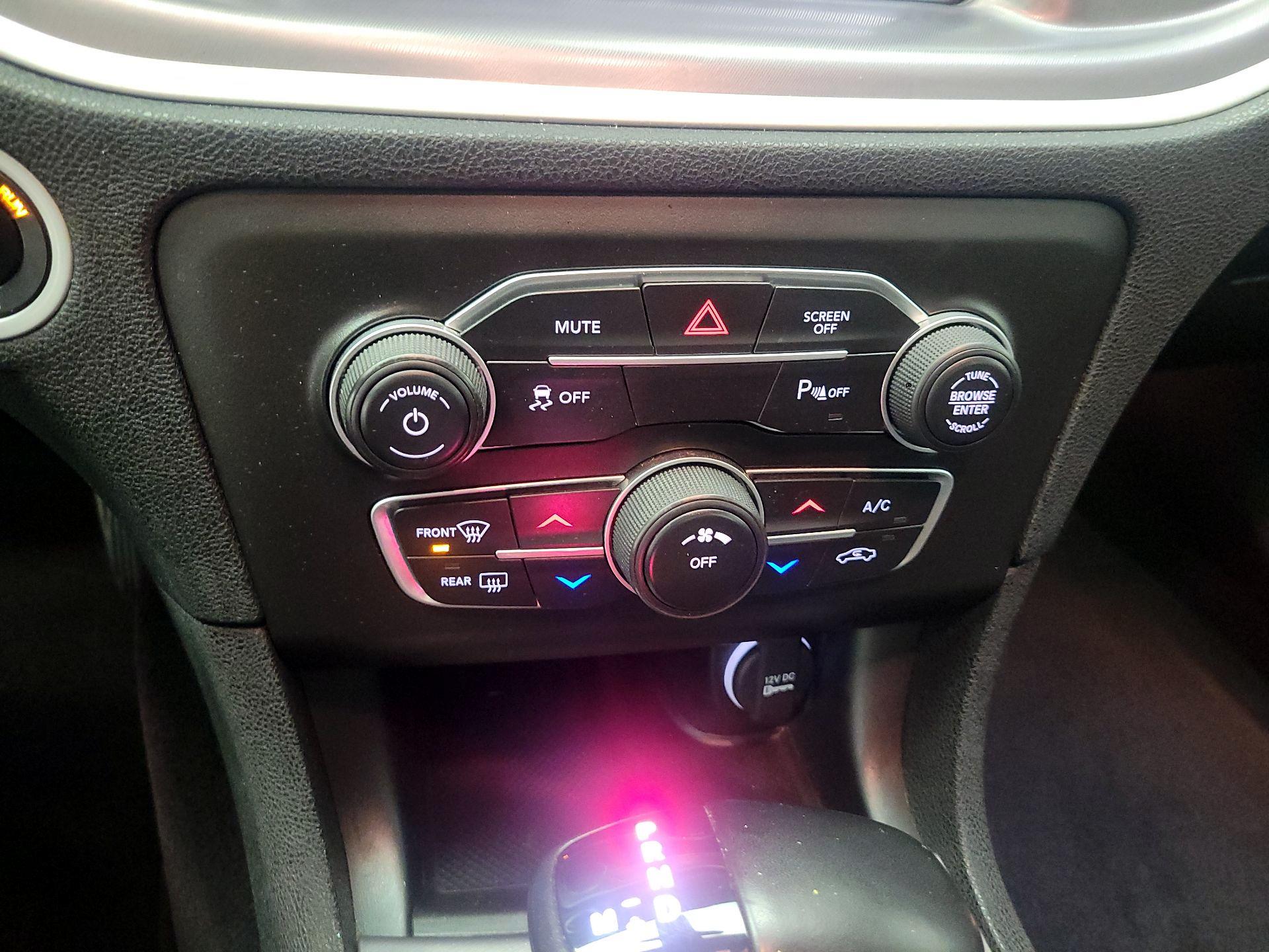 Thumbnail: 2022 Dodge Charger - 14