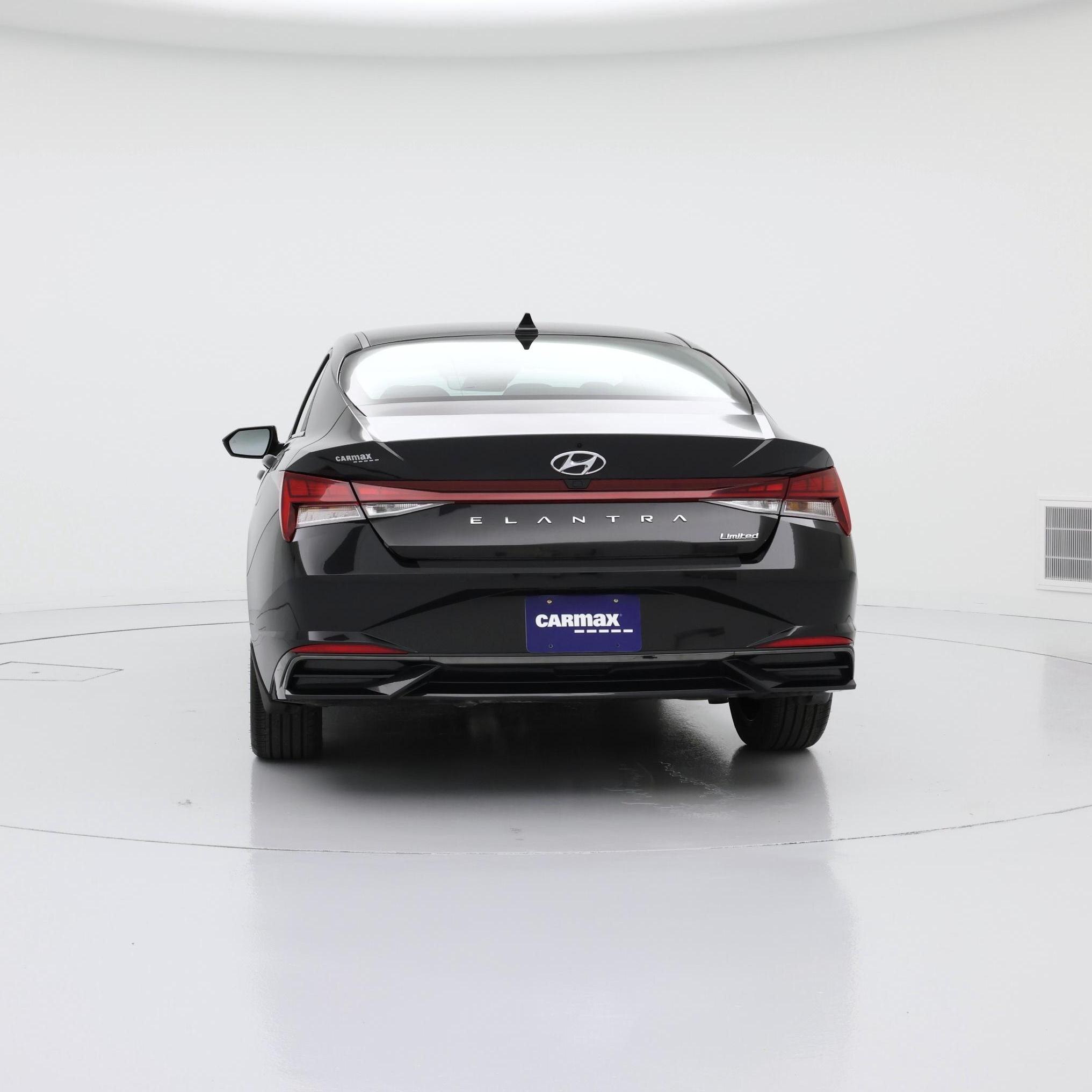 Thumbnail: 2023 Hyundai Elantra - 6