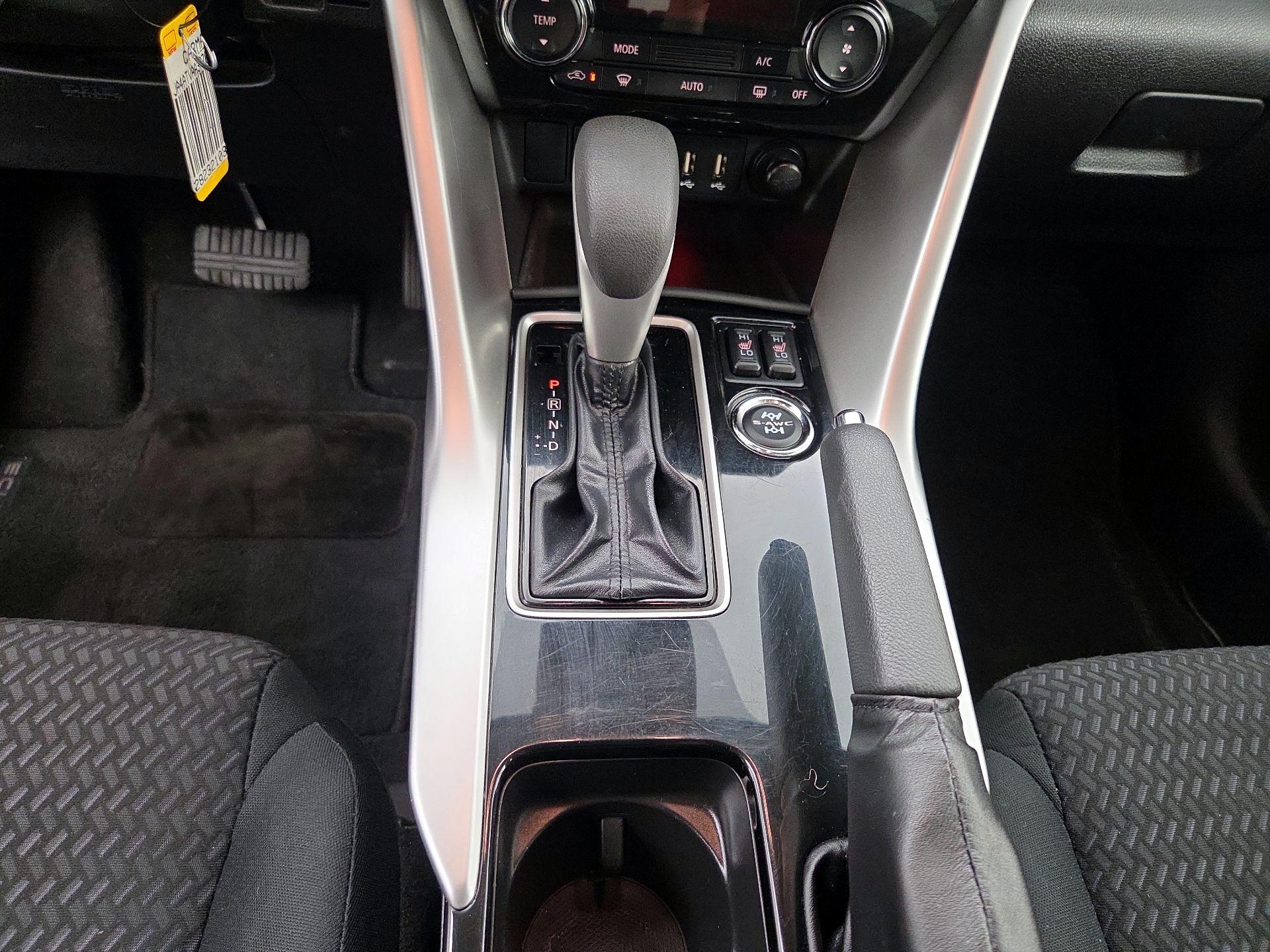 Thumbnail: 2023 Mitsubishi Eclipse Cross - 17