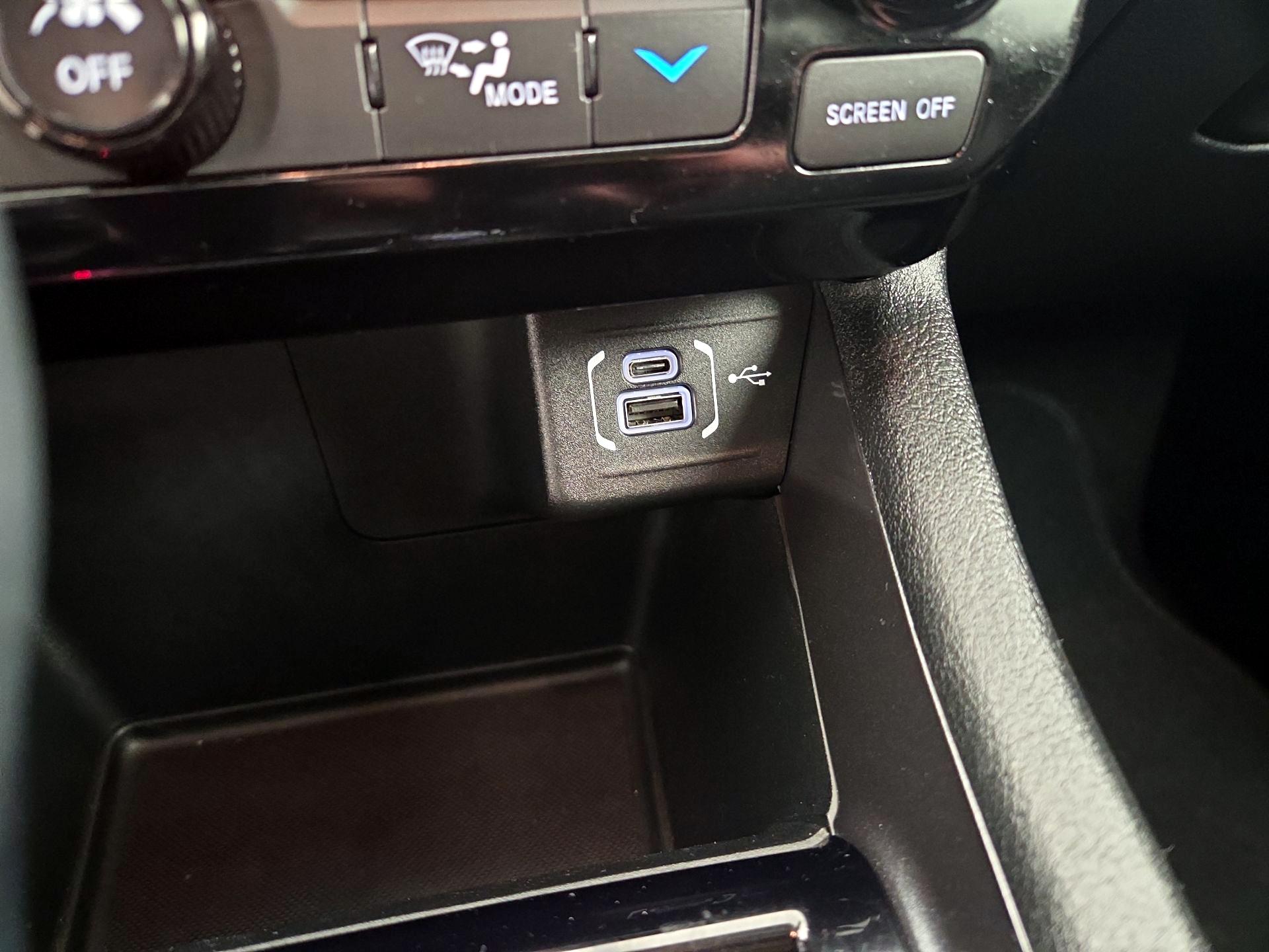 Thumbnail: 2022 Jeep Compass - 18