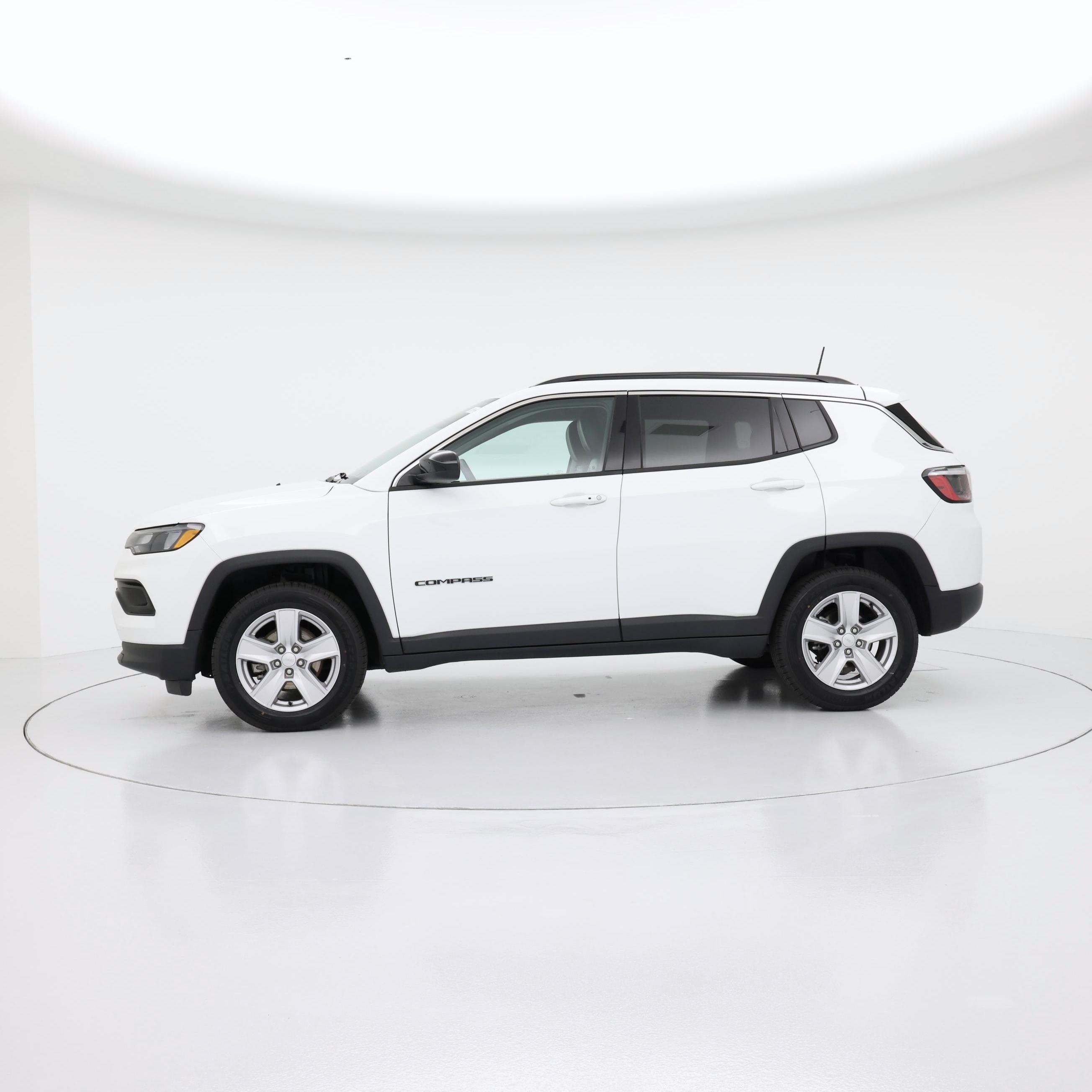 Thumbnail: 2022 Jeep Compass - 3
