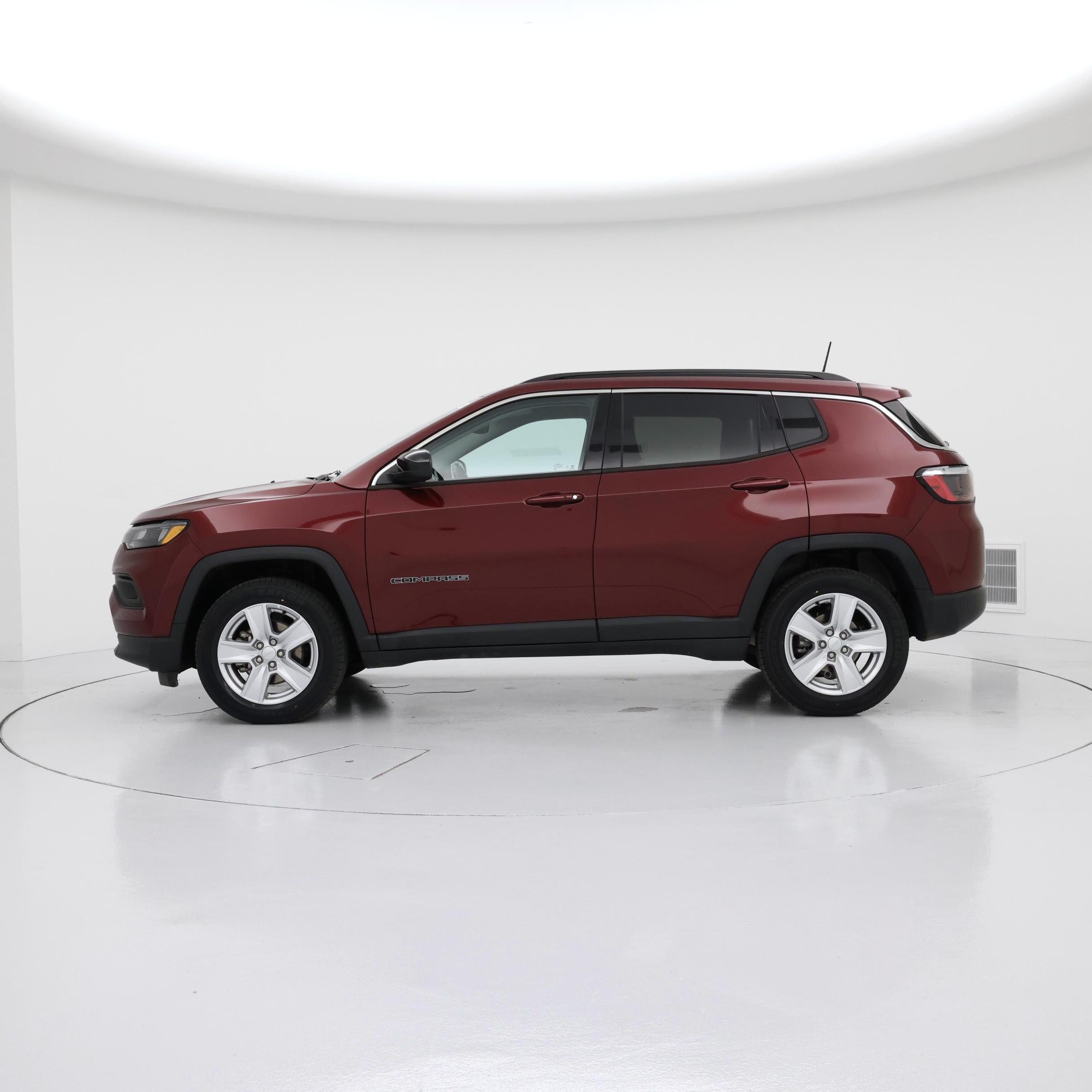 Thumbnail: 2022 Jeep Compass - 3