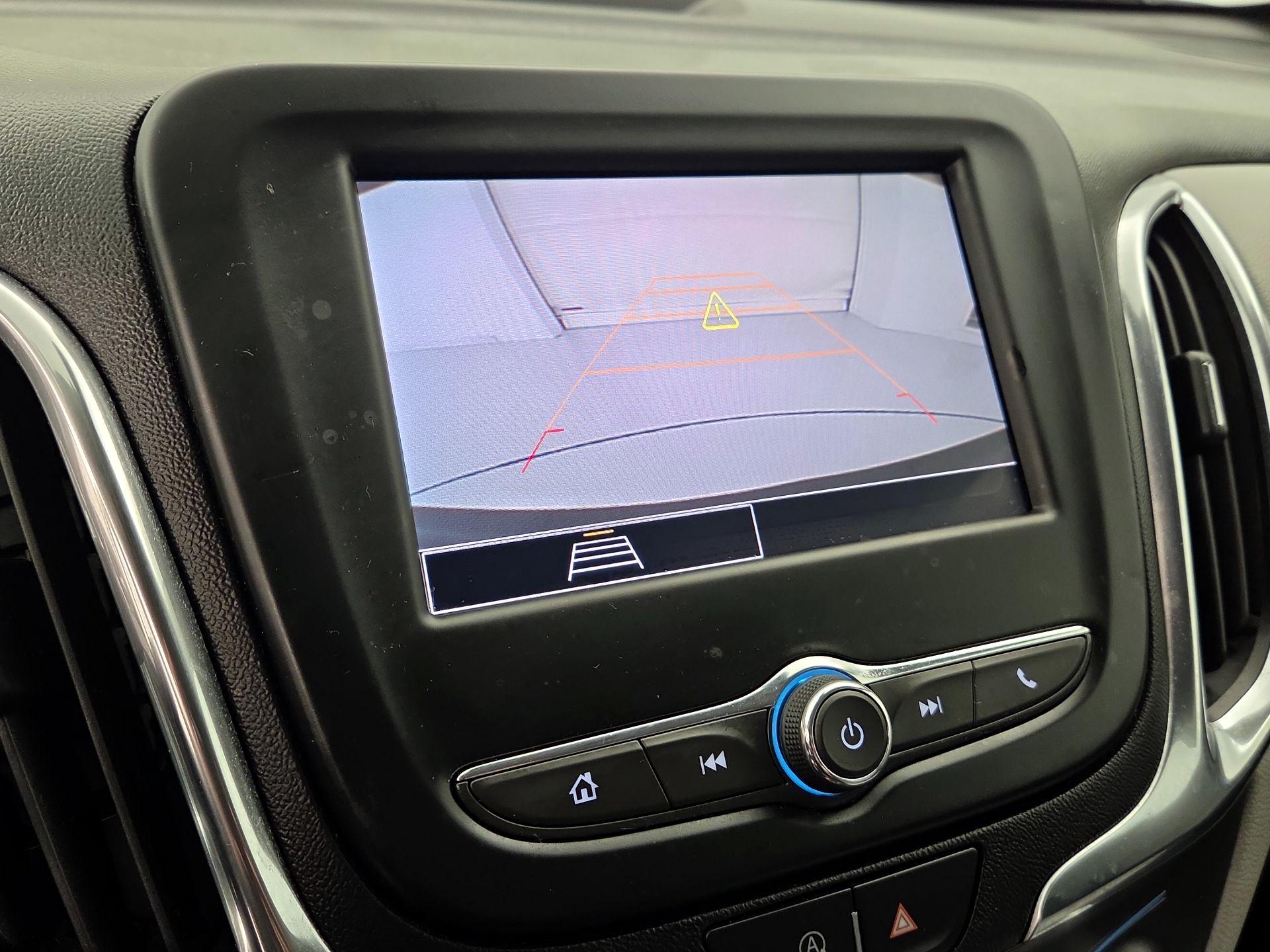 Thumbnail: 2022 Chevrolet Equinox - 14