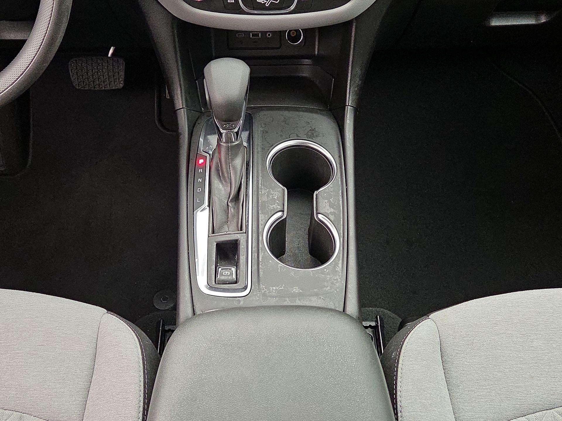 Thumbnail: 2022 Chevrolet Equinox - 17