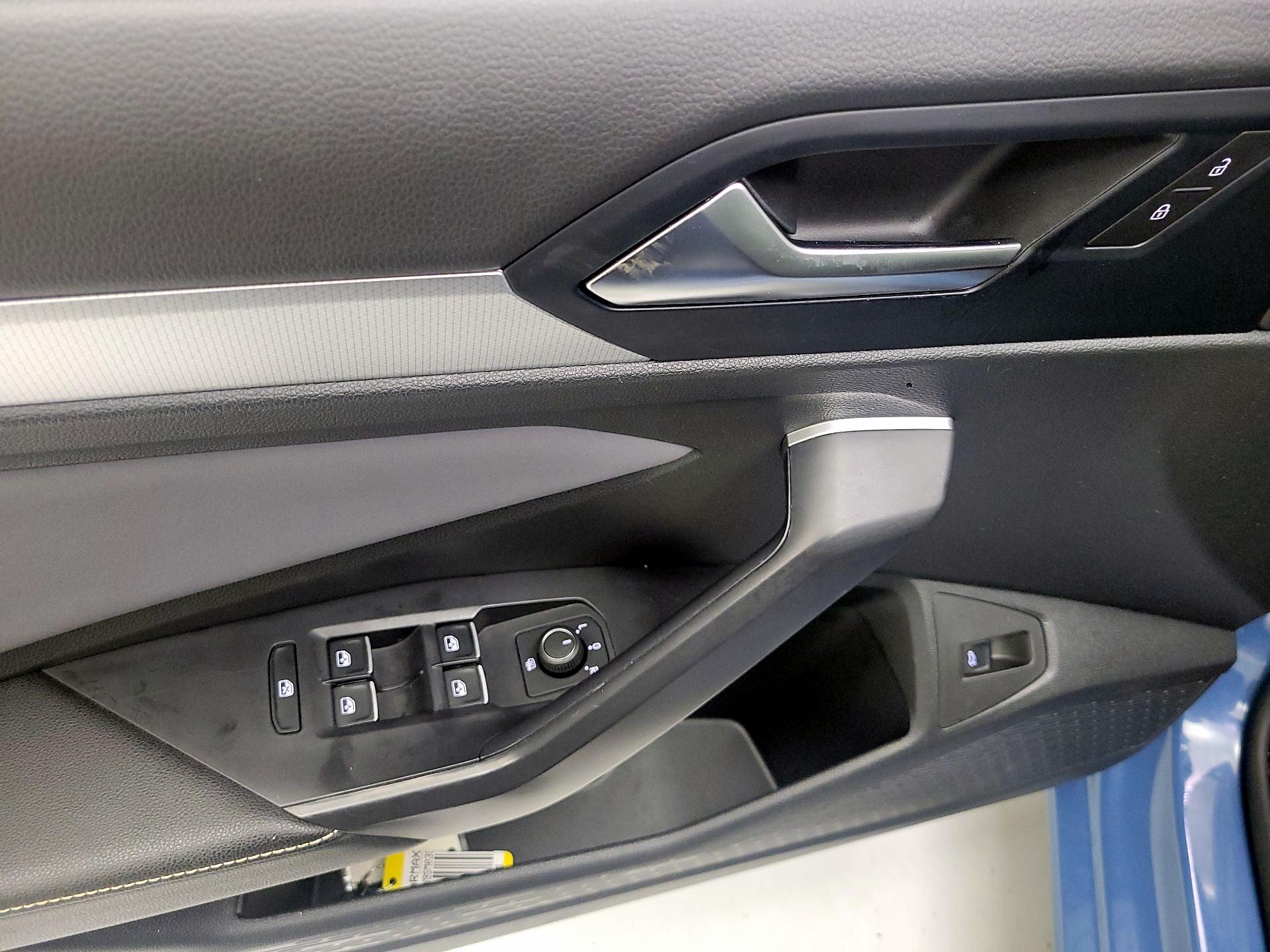 Thumbnail: 2025 Volkswagen Jetta - 10