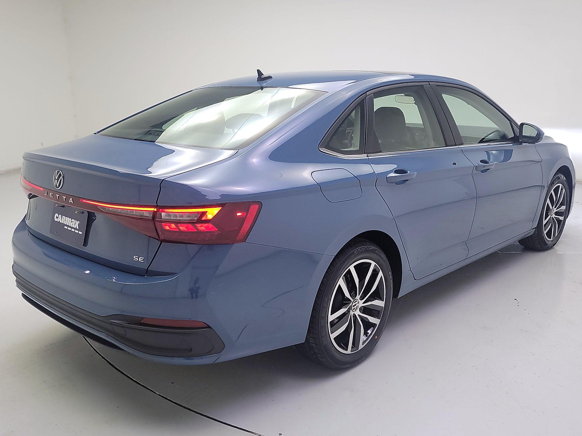 Thumbnail: 2025 Volkswagen Jetta - 5