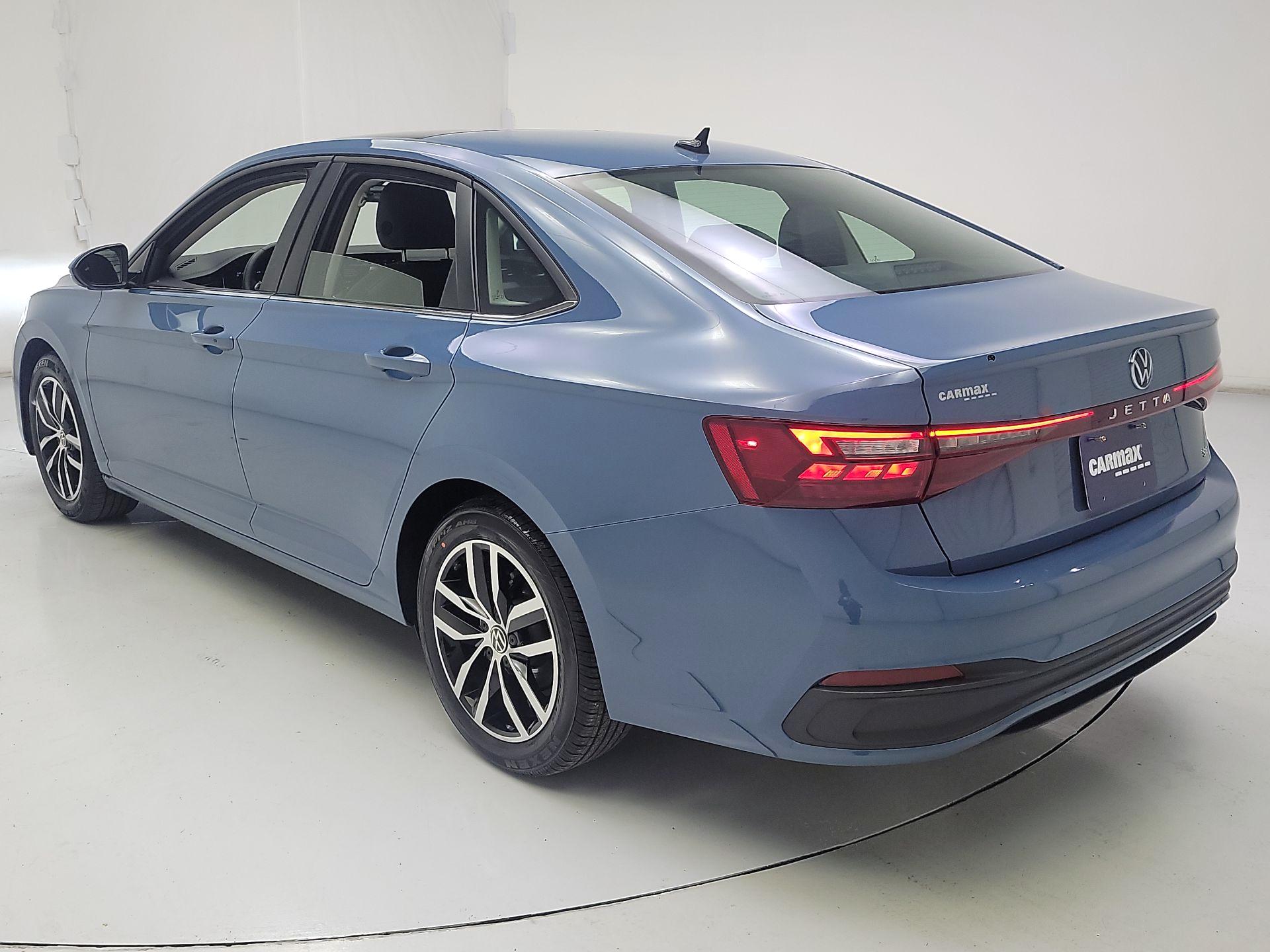 Thumbnail: 2025 Volkswagen Jetta - 7