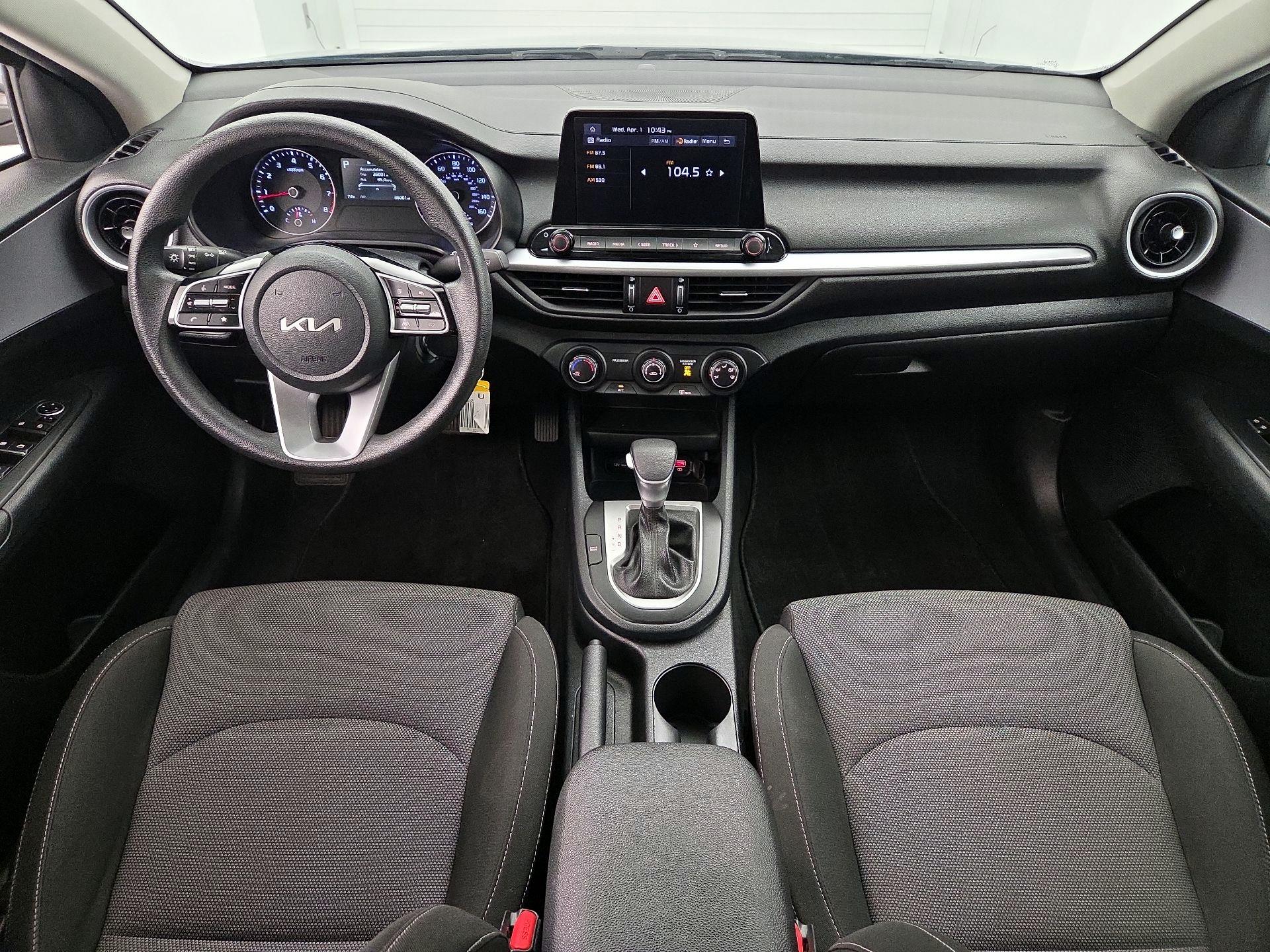 Thumbnail: 2024 Kia Forte - 9