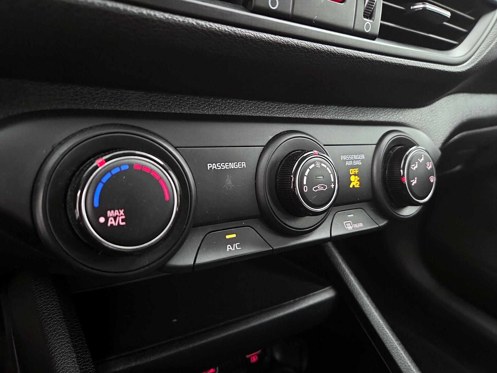 Thumbnail: 2024 Kia Forte - 16