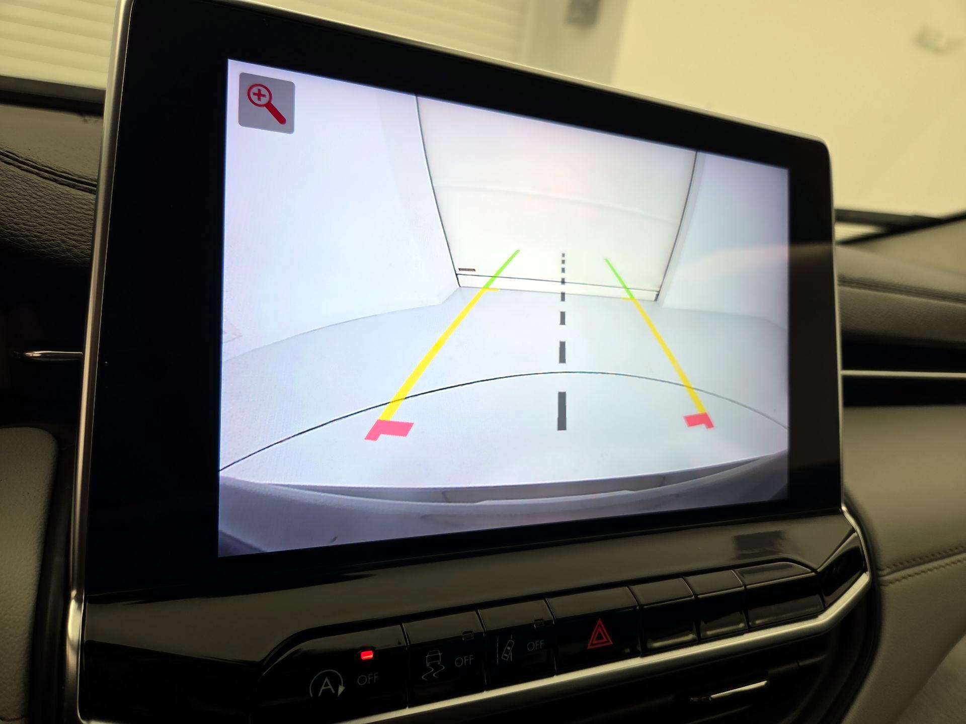 Thumbnail: 2022 Jeep Compass - 15