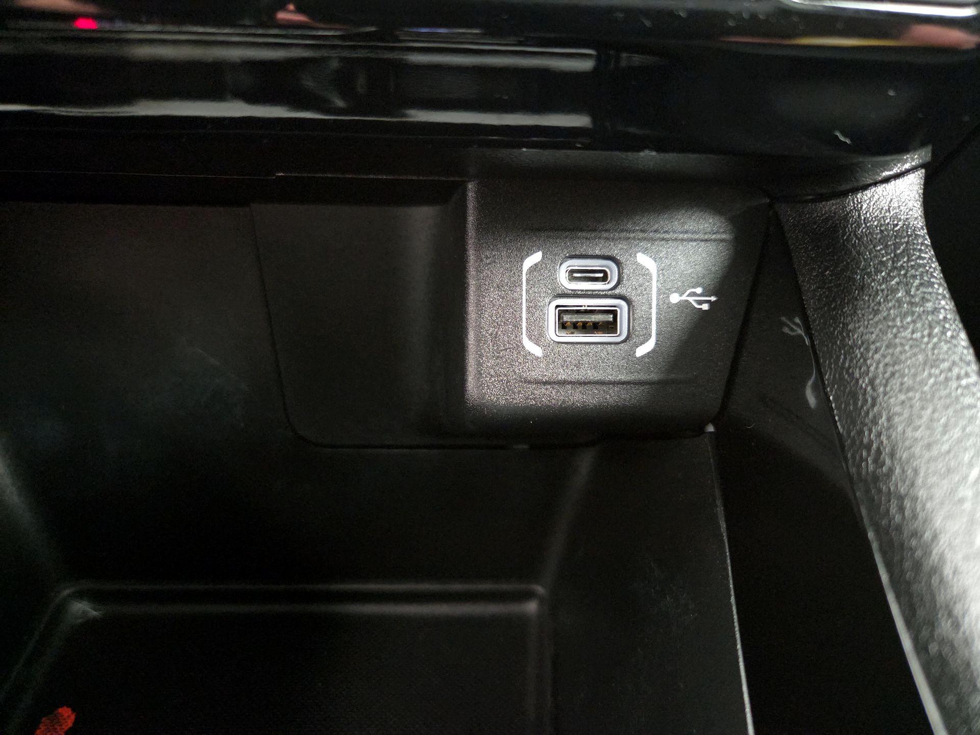 Thumbnail: 2022 Jeep Compass - 19