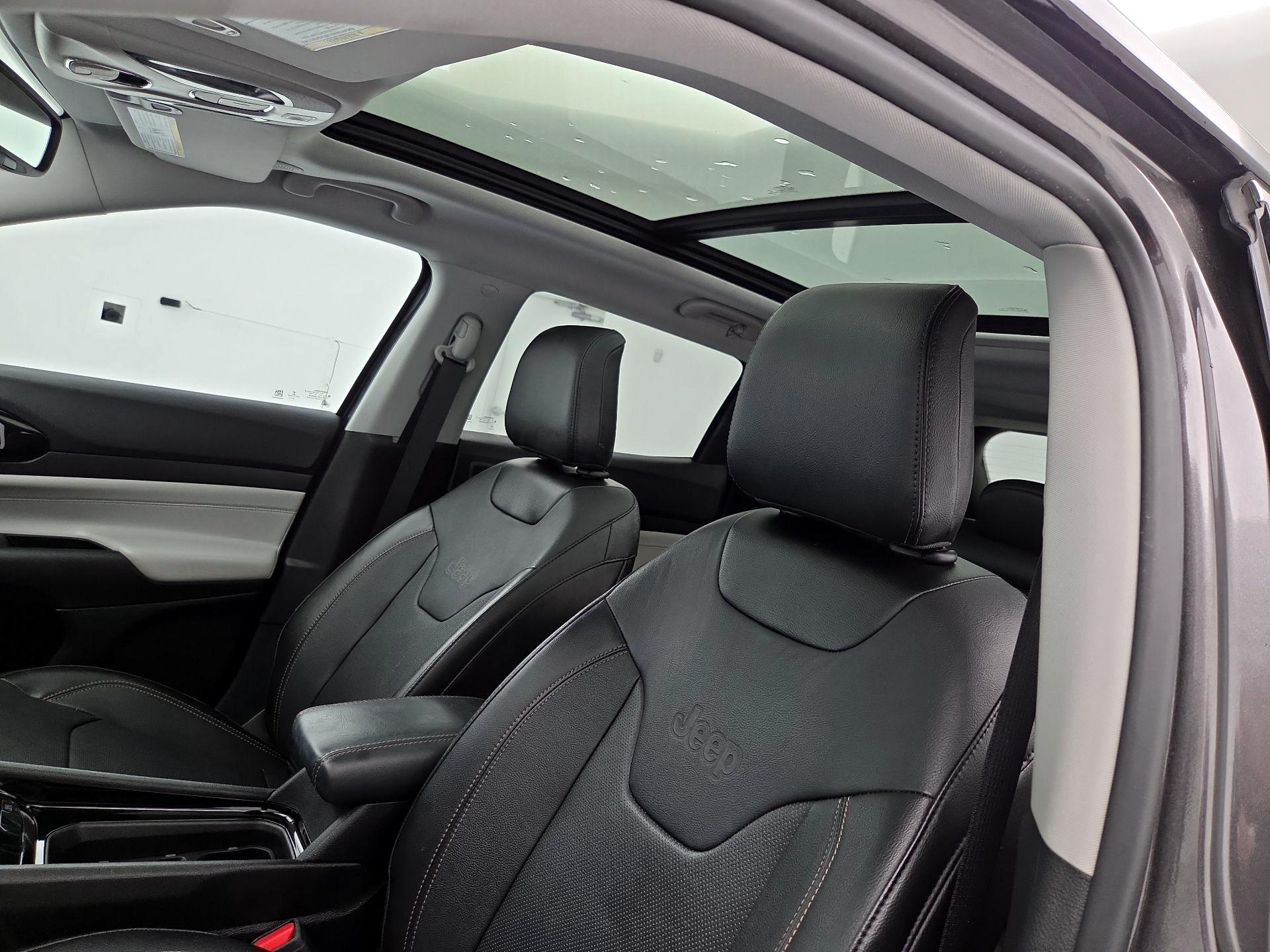 Thumbnail: 2022 Jeep Compass - 20