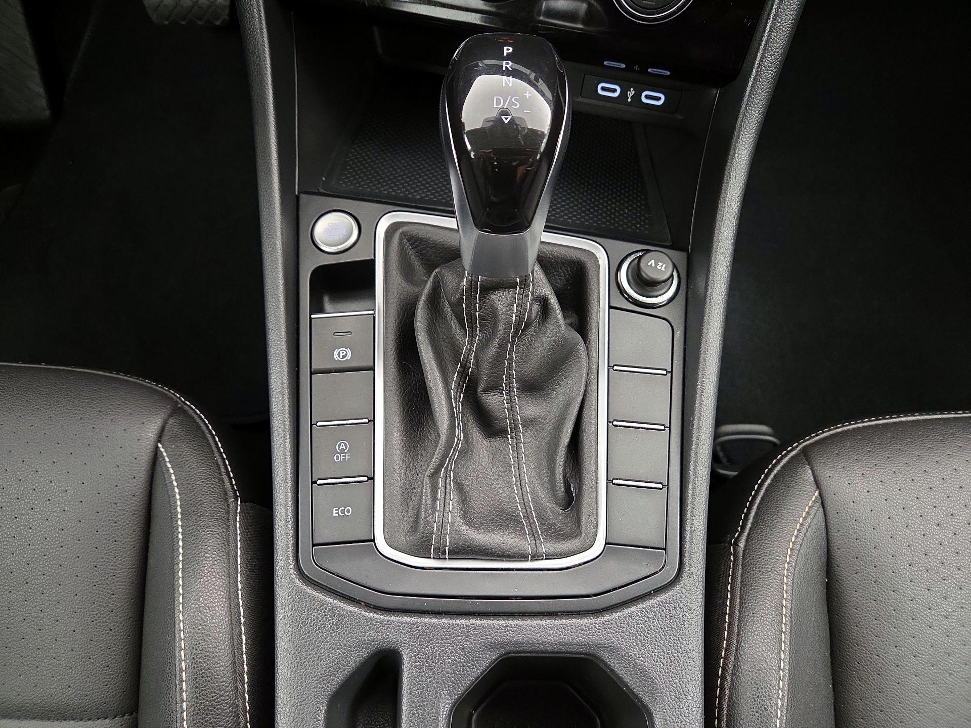 Thumbnail: 2024 Volkswagen Jetta - 17
