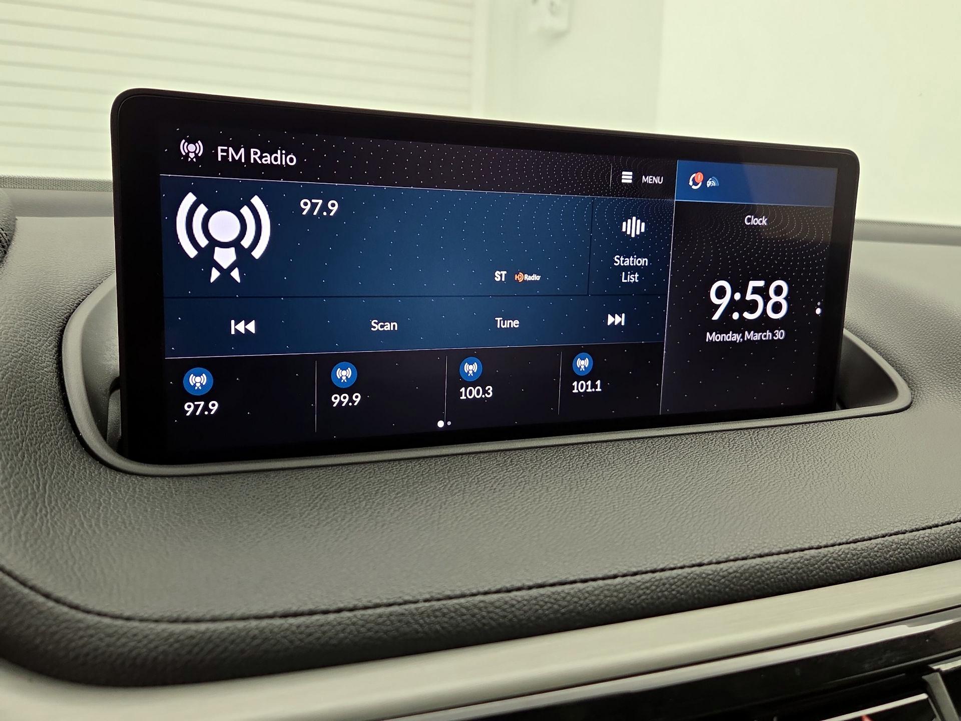 Thumbnail: 2024 Acura MDX - 15