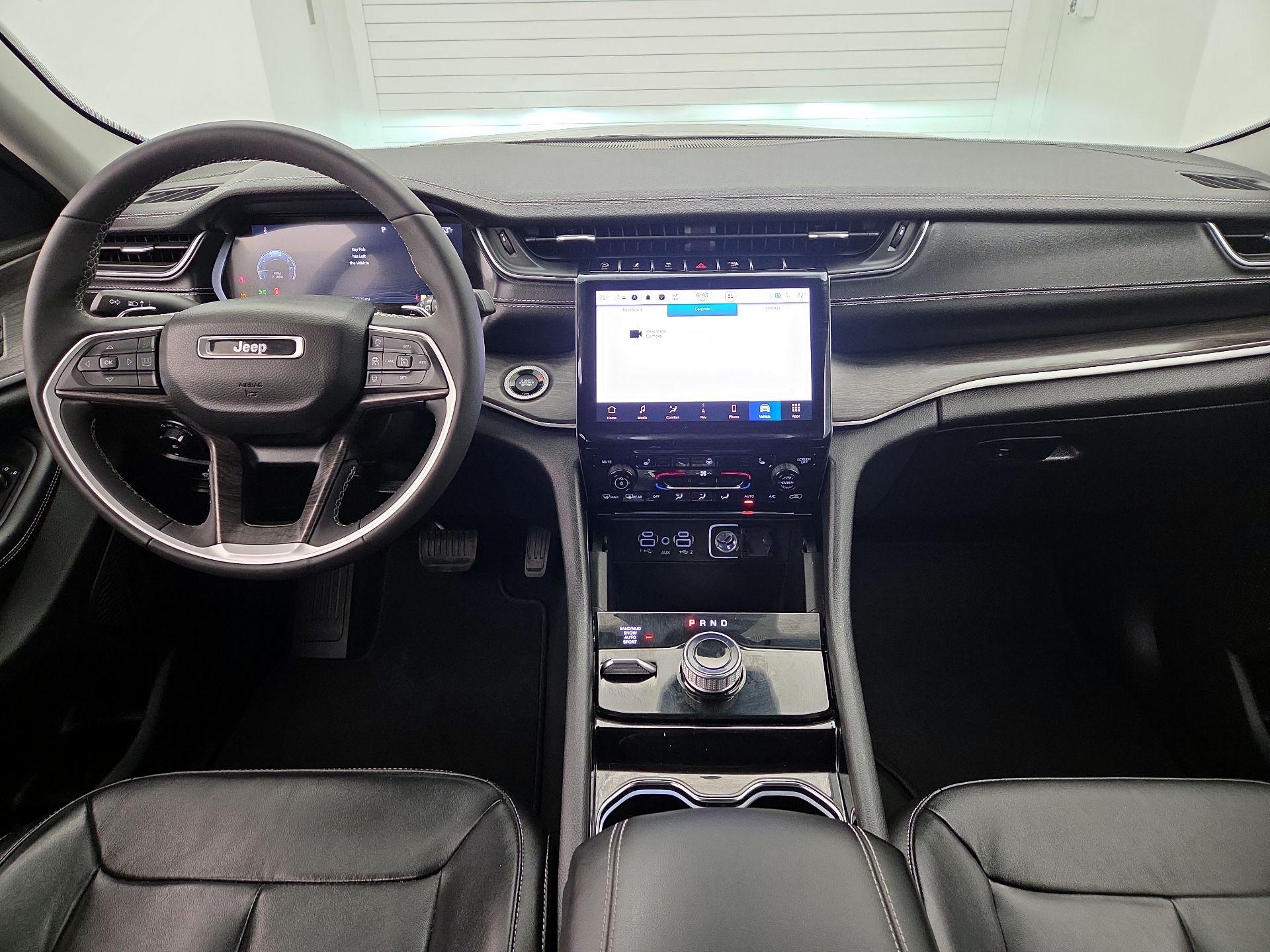Thumbnail: 2023 Jeep Grand Cherokee - 9