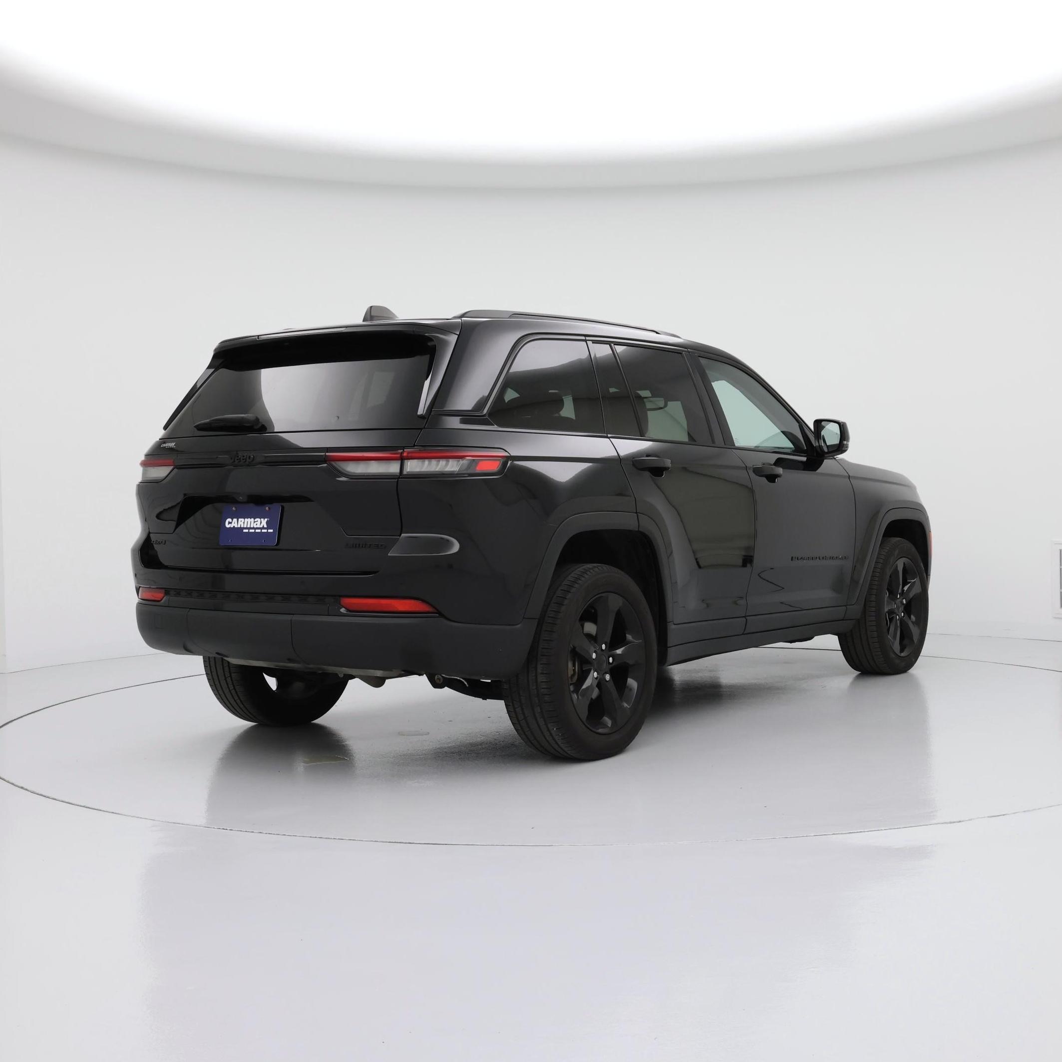 Thumbnail: 2023 Jeep Grand Cherokee - 8