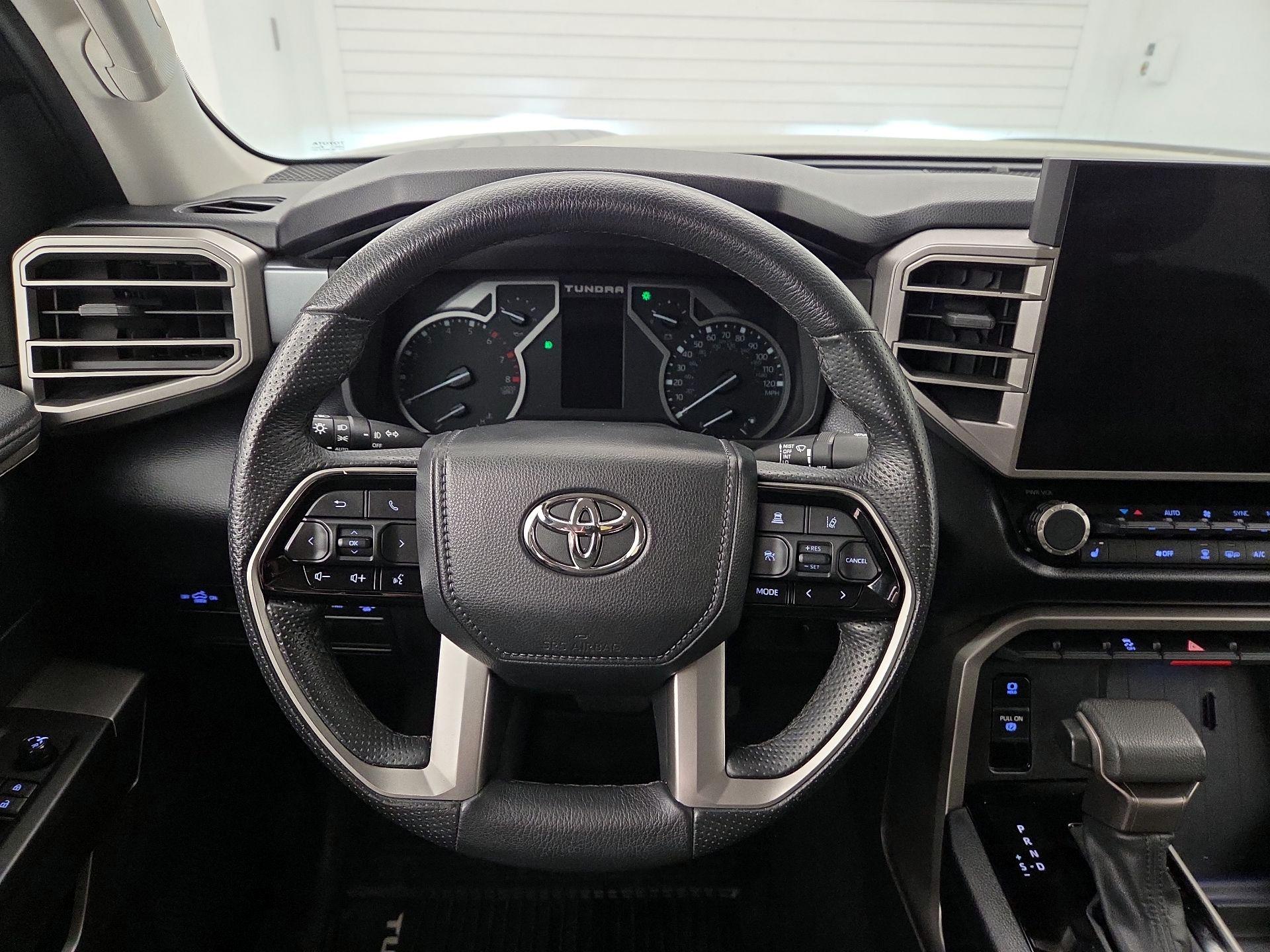 Thumbnail: 2023 Toyota Tundra - 10