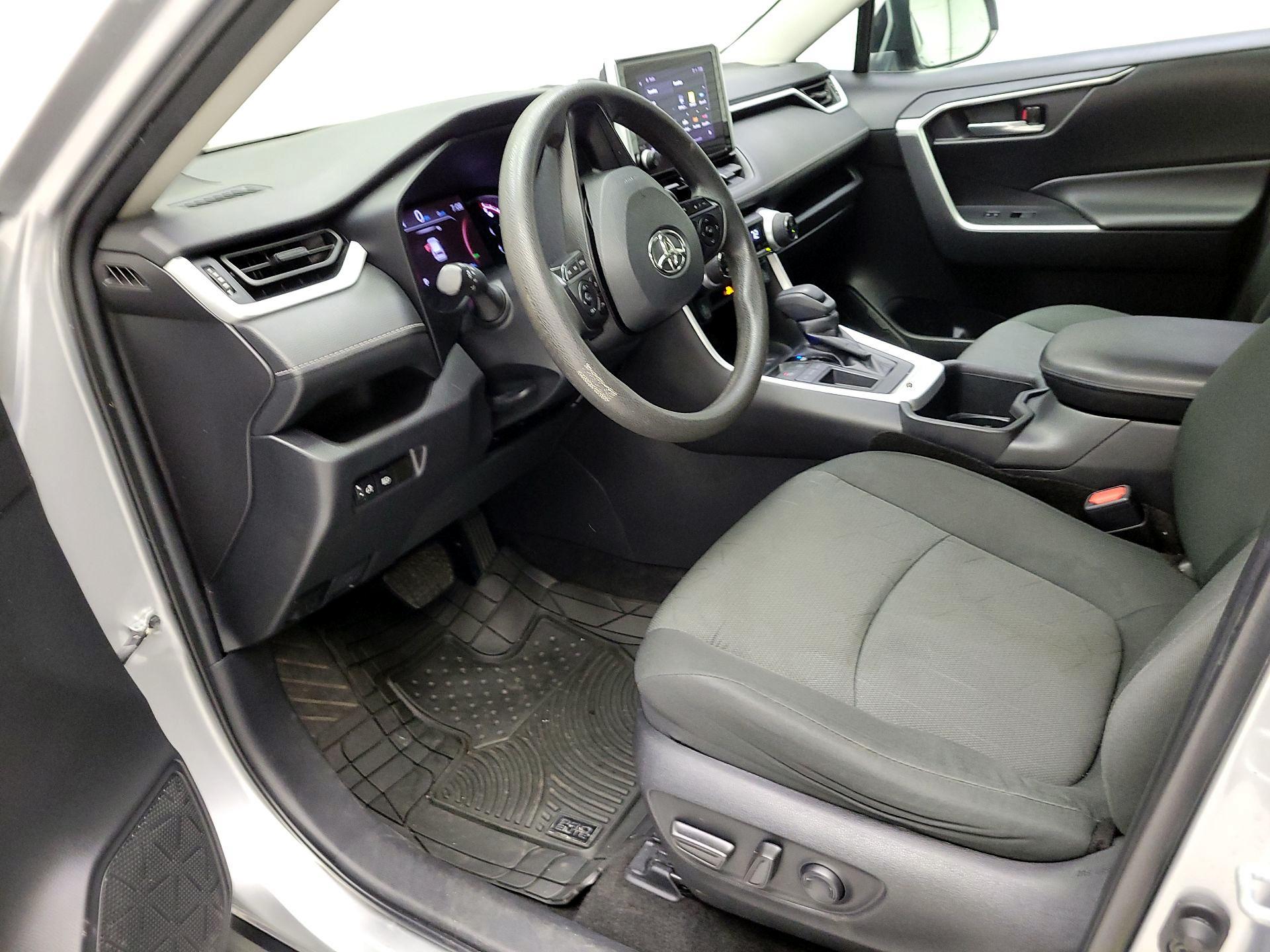 Thumbnail: 2023 Toyota RAV4 - 9