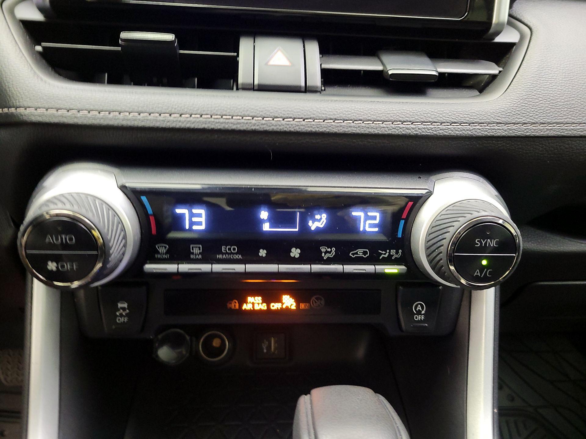 Thumbnail: 2023 Toyota RAV4 - 14