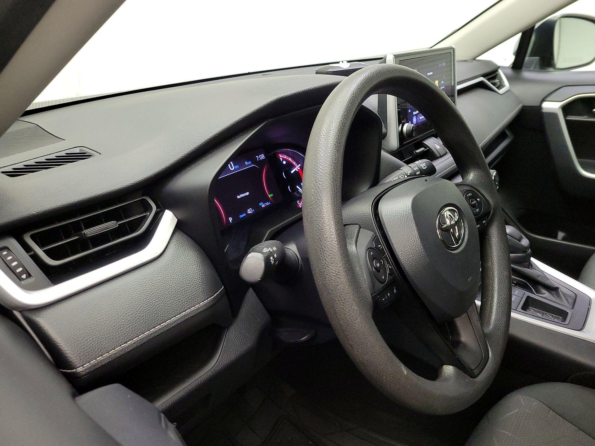 Thumbnail: 2023 Toyota RAV4 - 8