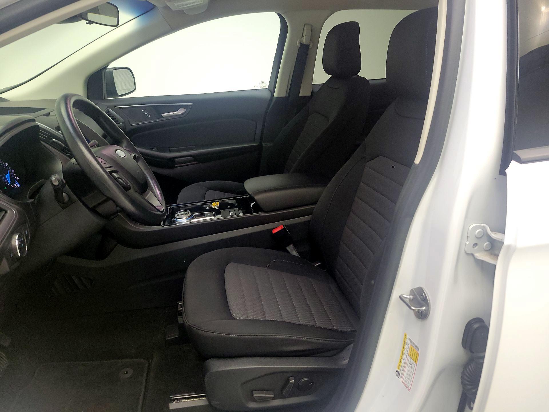 Thumbnail: 2020 Ford Edge - 9