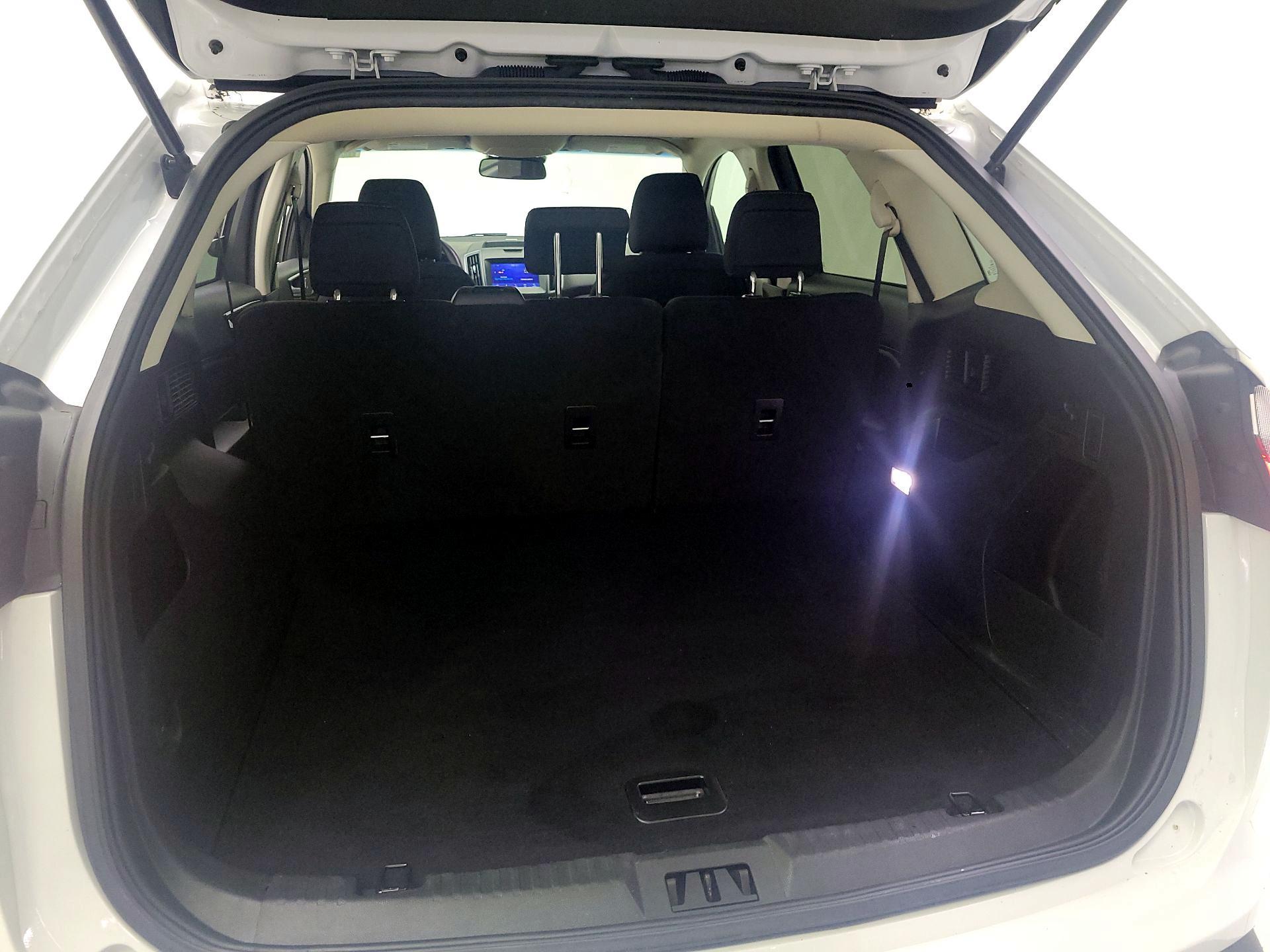 Thumbnail: 2020 Ford Edge - 18