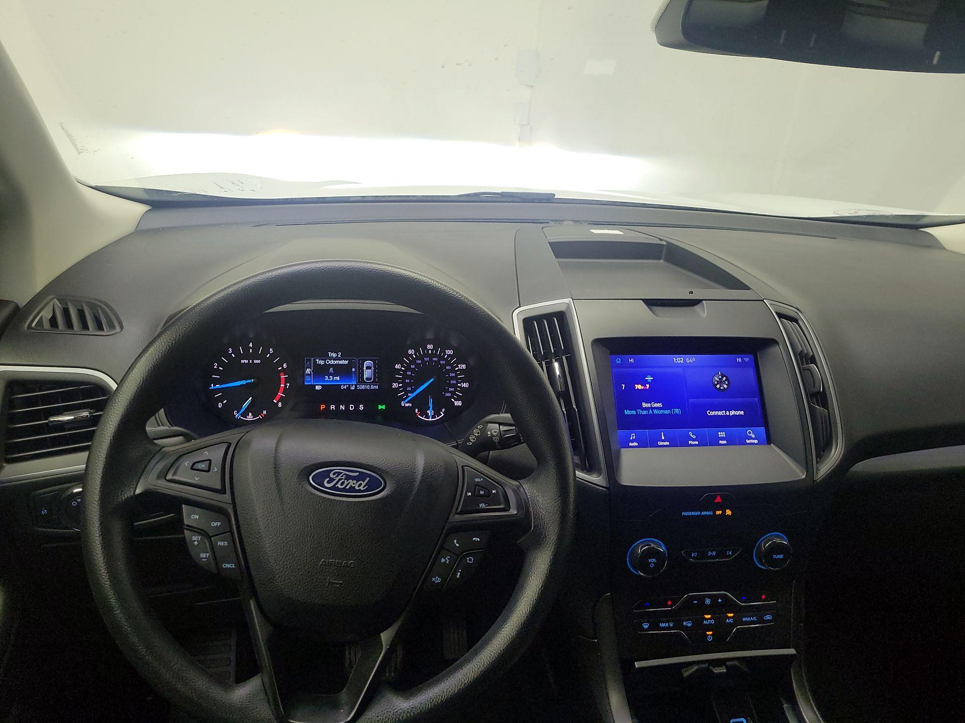 Thumbnail: 2020 Ford Edge - 8