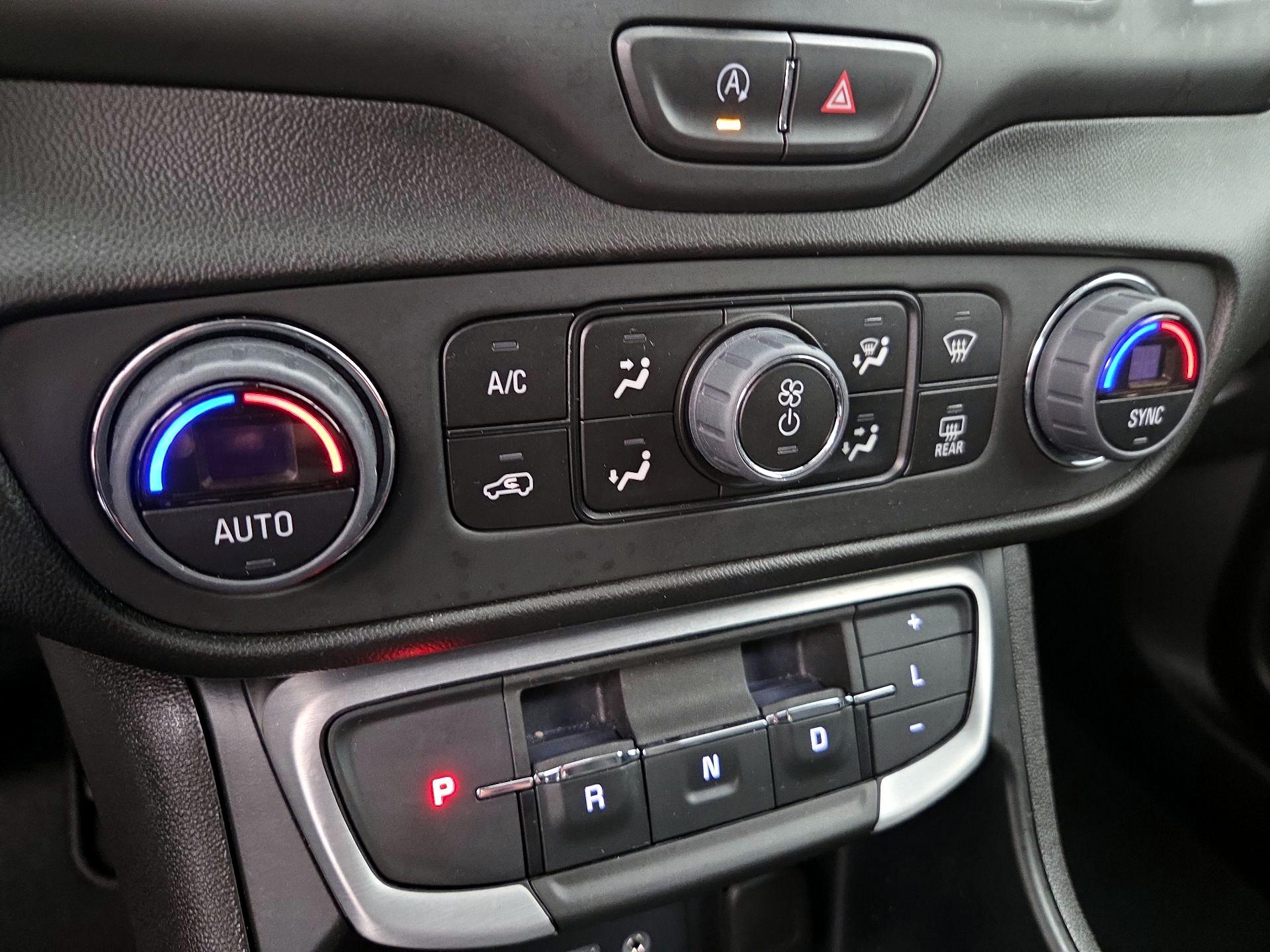 Thumbnail: 2023 GMC Terrain - 16