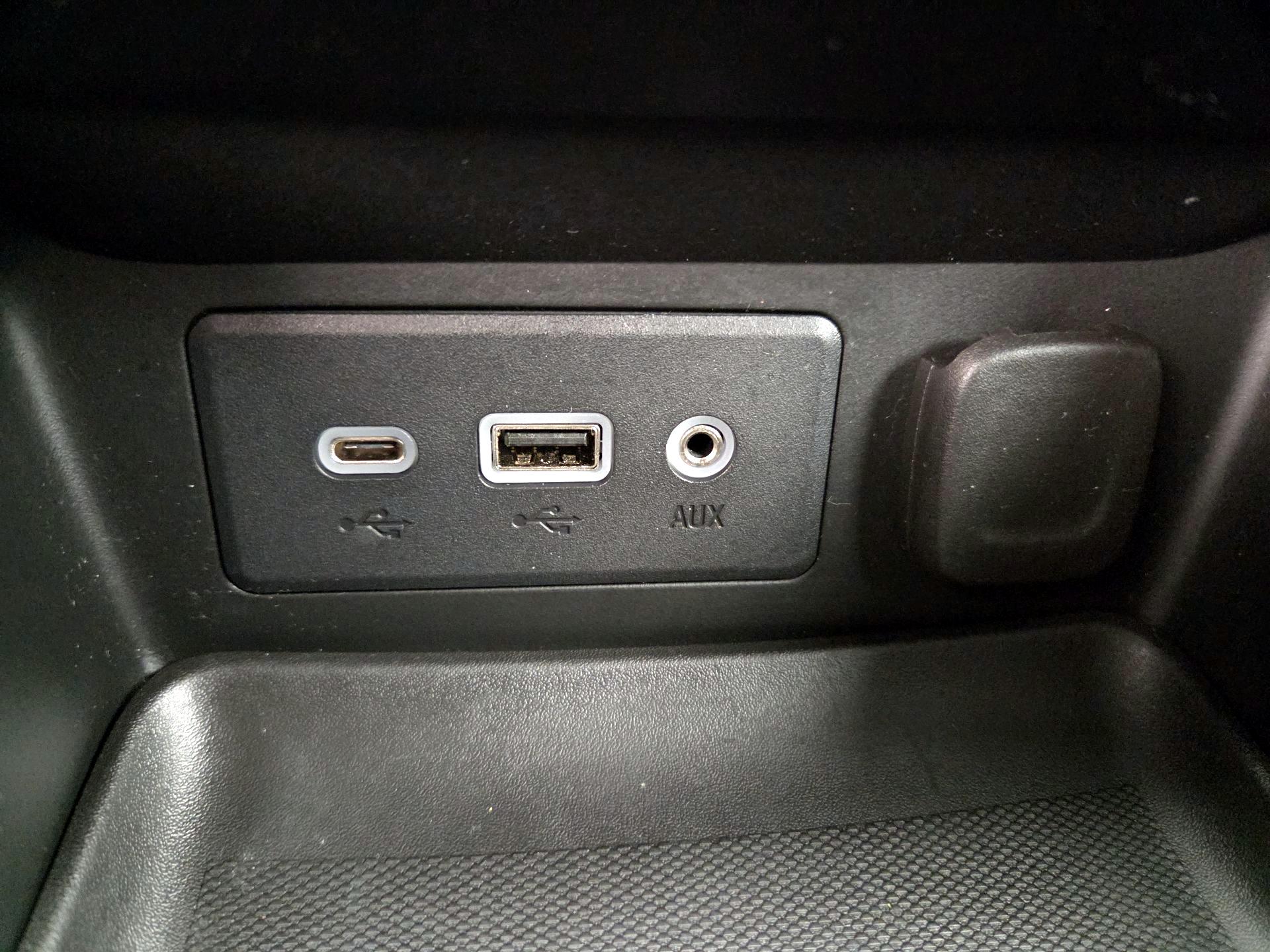 Thumbnail: 2023 GMC Terrain - 18