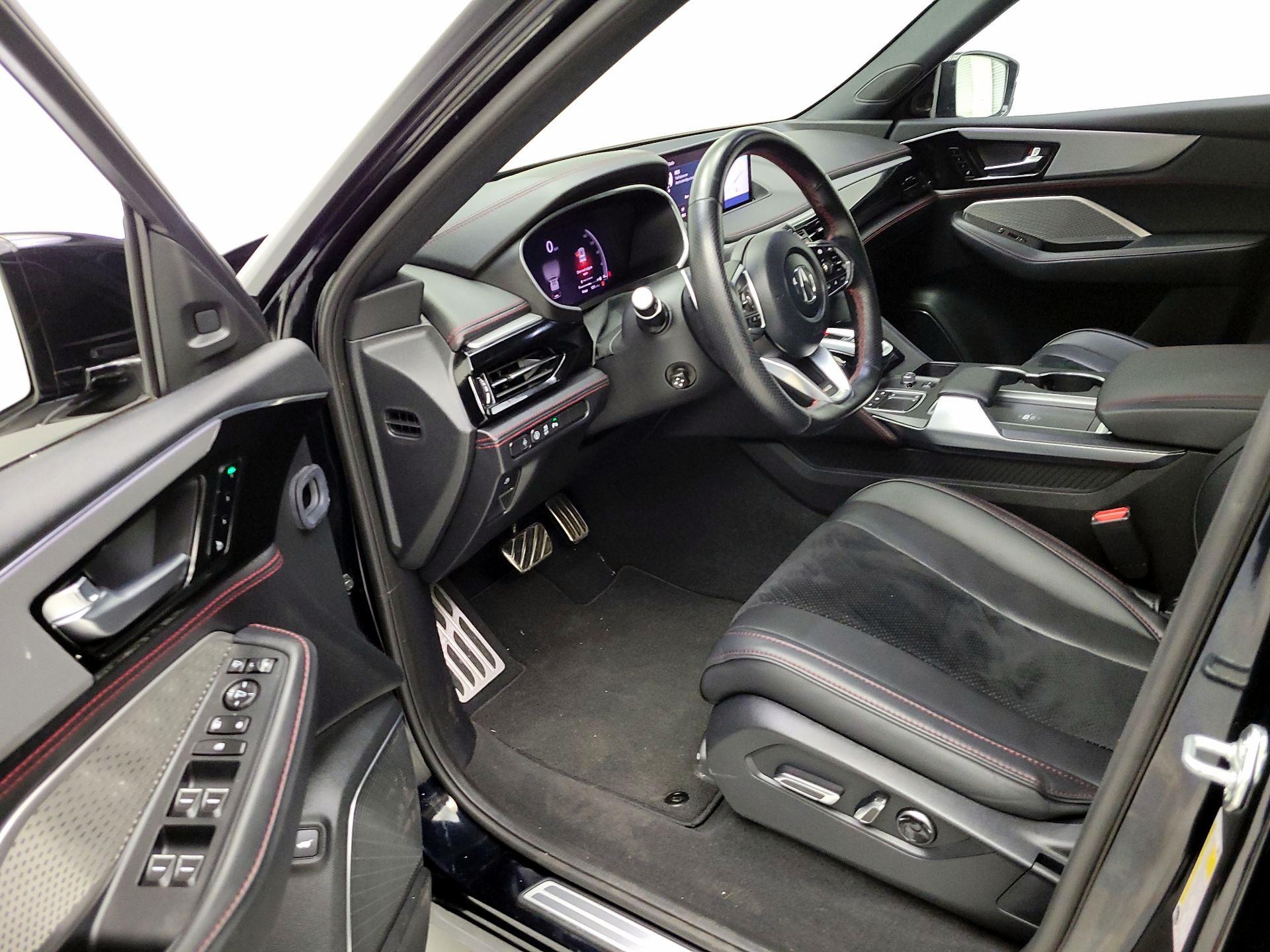 Thumbnail: 2023 Acura MDX - 9