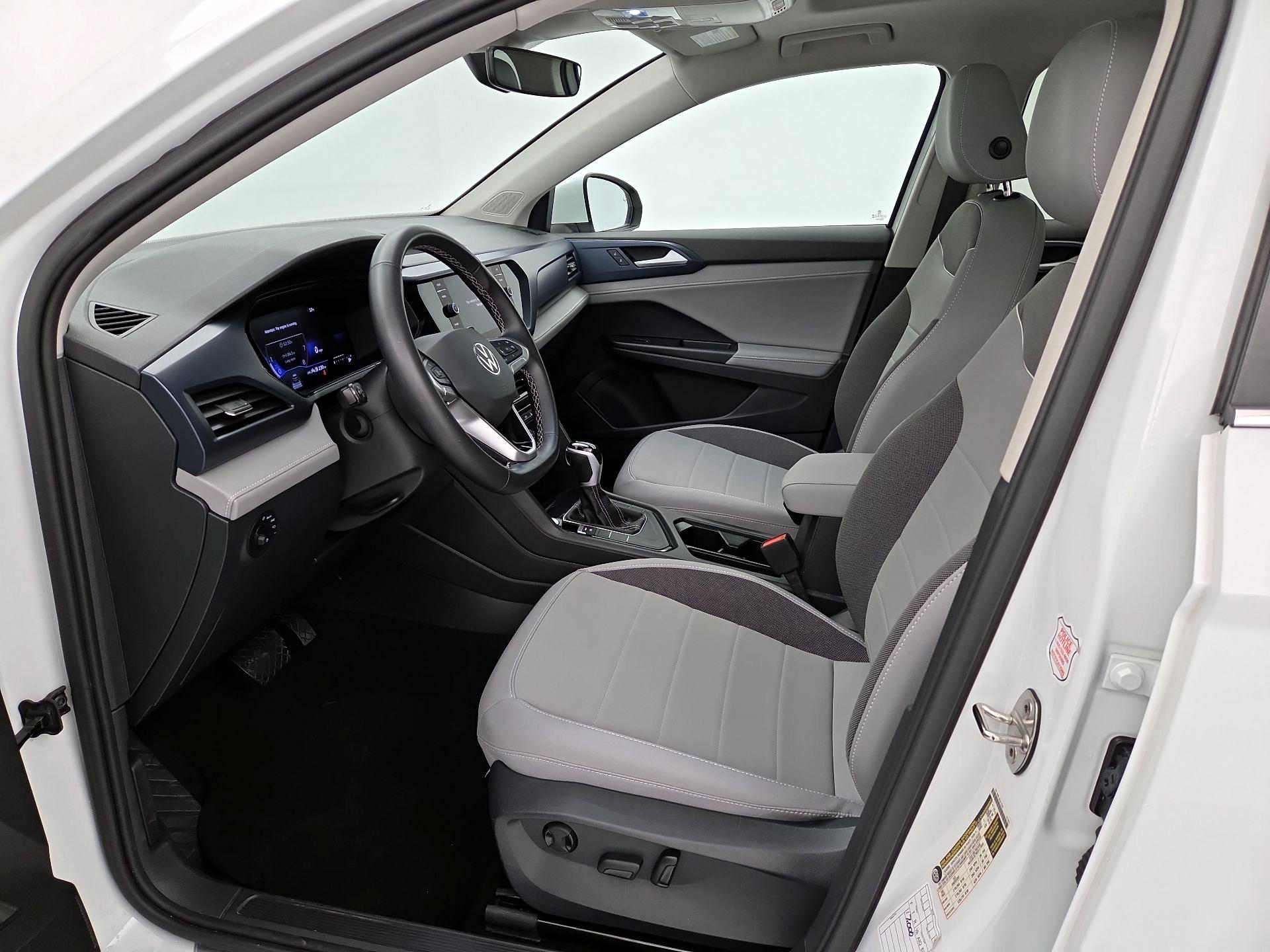Thumbnail: 2024 Volkswagen Taos - 11