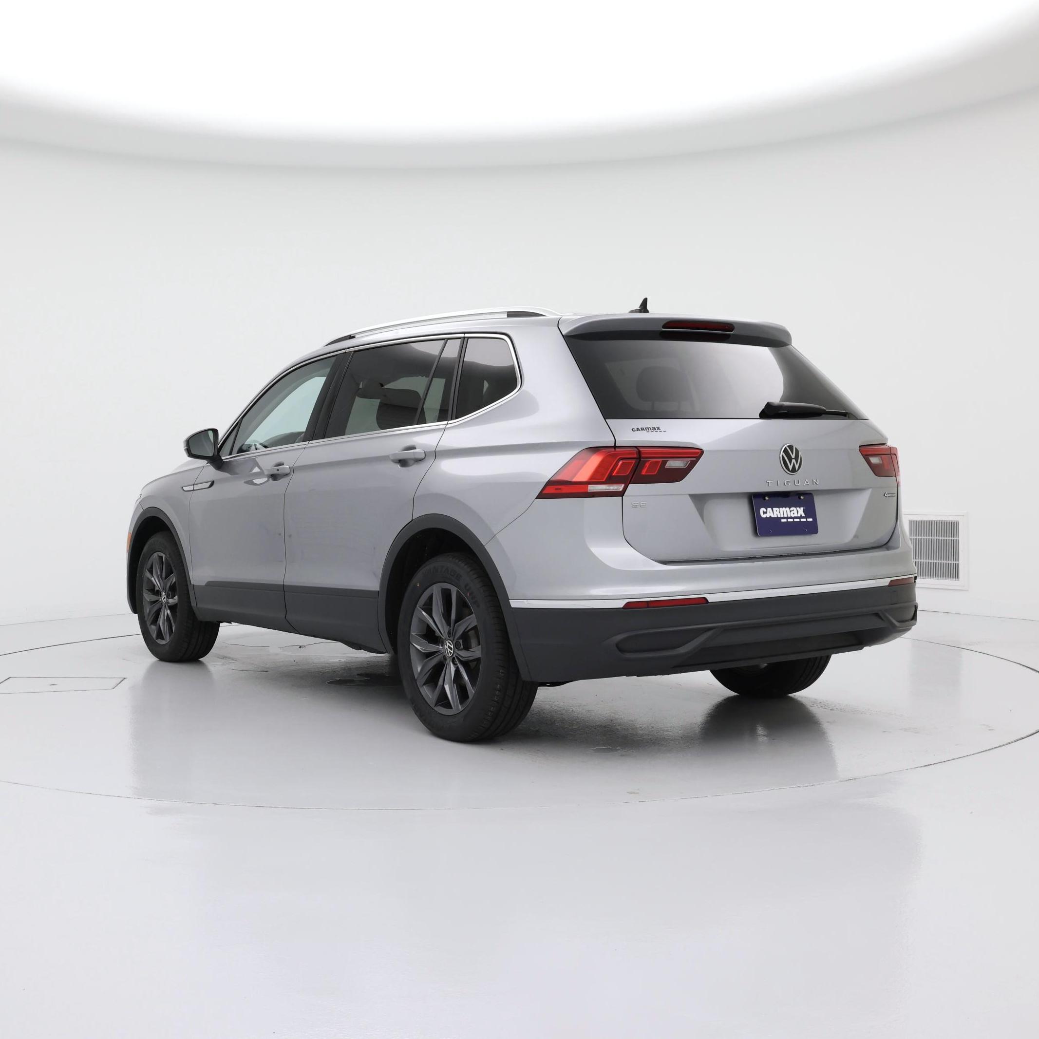 Thumbnail: 2024 Volkswagen Tiguan - 2