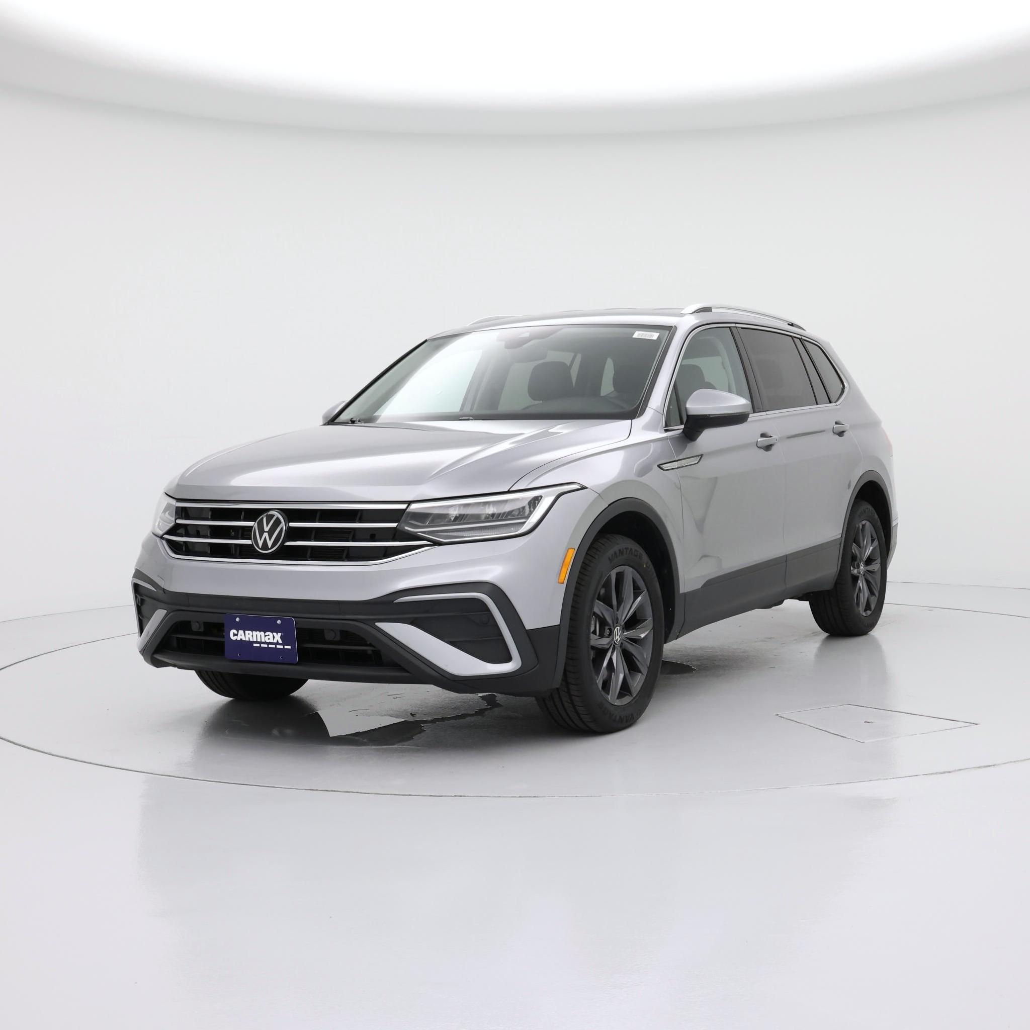 Thumbnail: 2024 Volkswagen Tiguan - 4