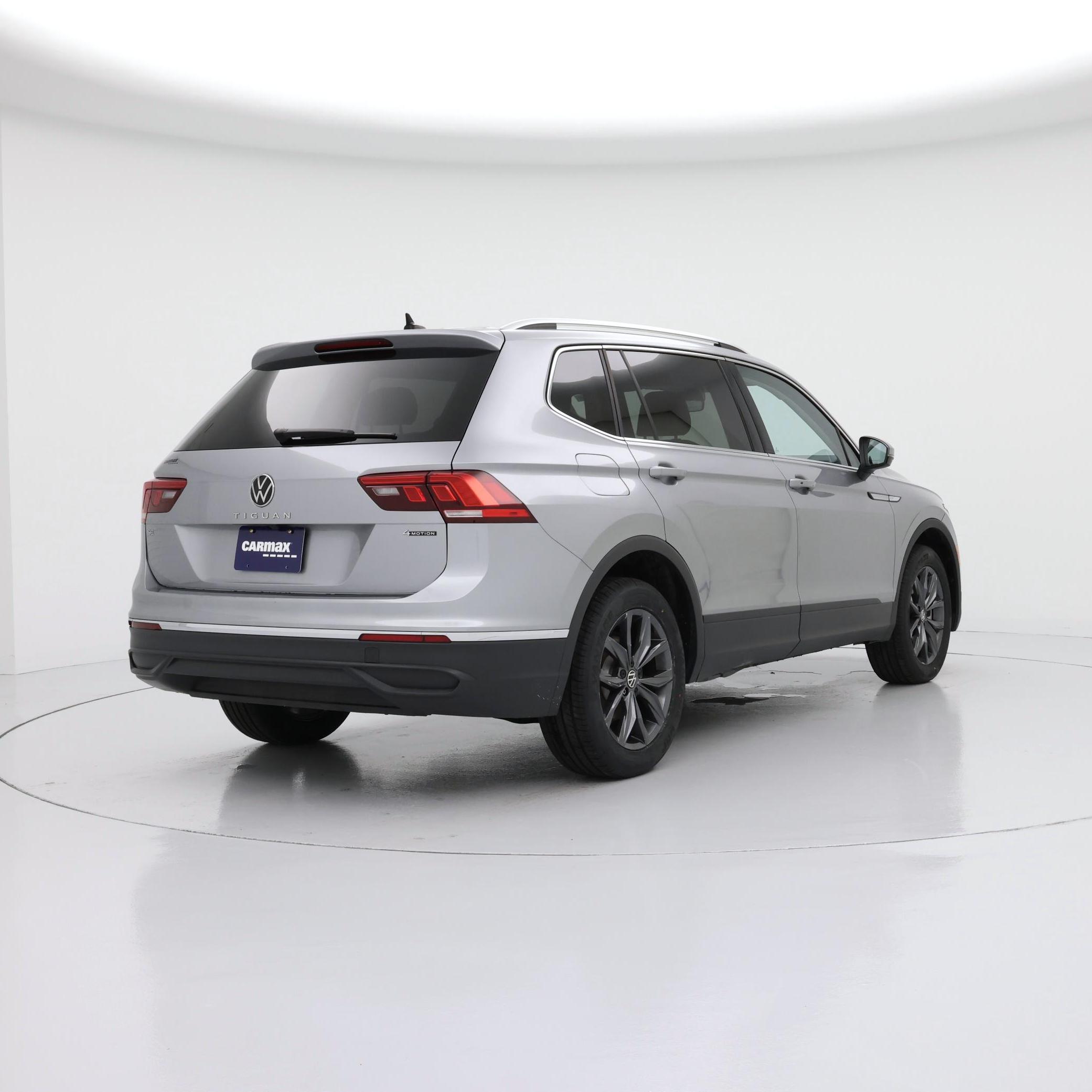 Thumbnail: 2024 Volkswagen Tiguan - 8