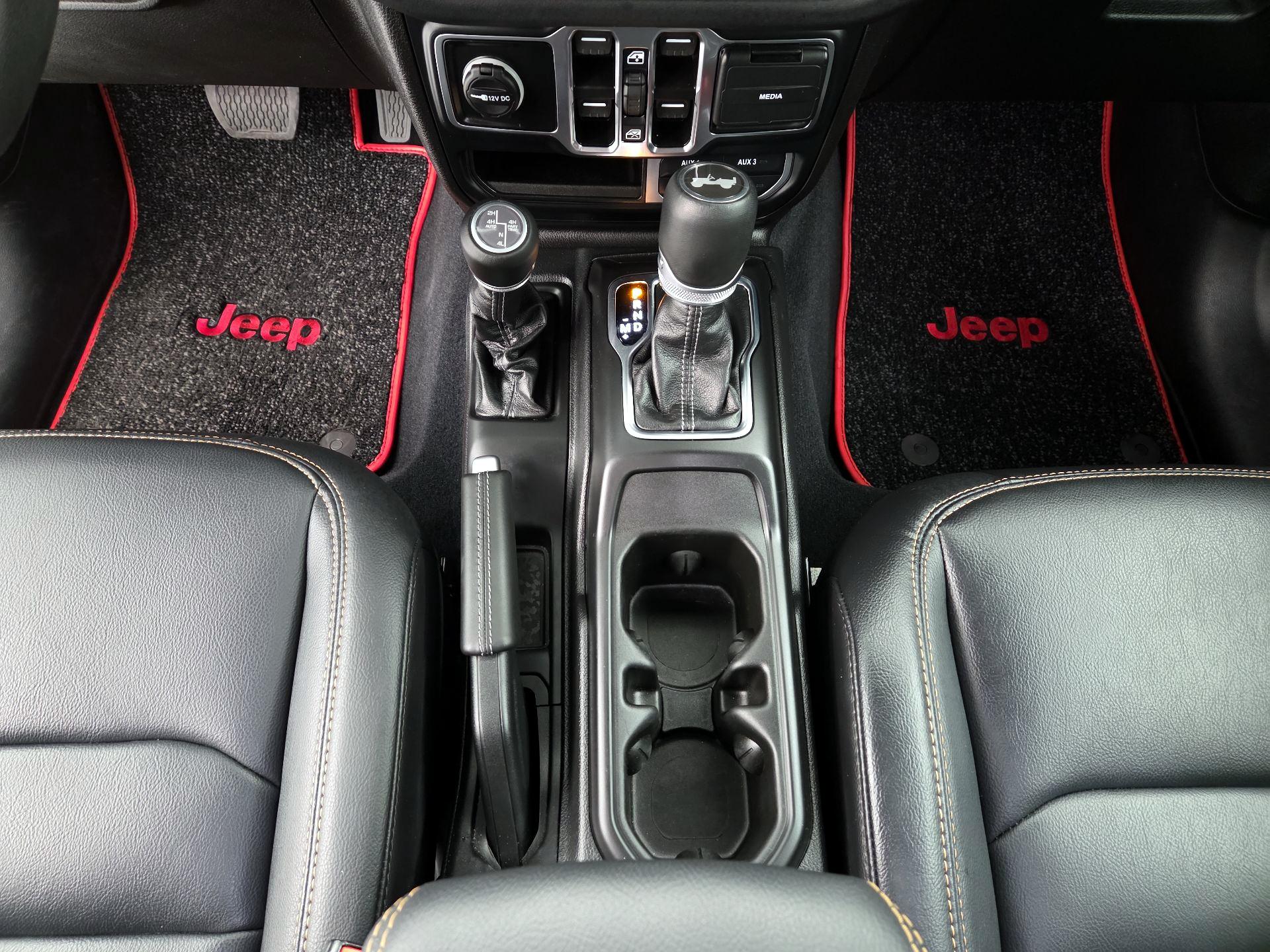 Thumbnail: 2024 Jeep Wrangler - 18