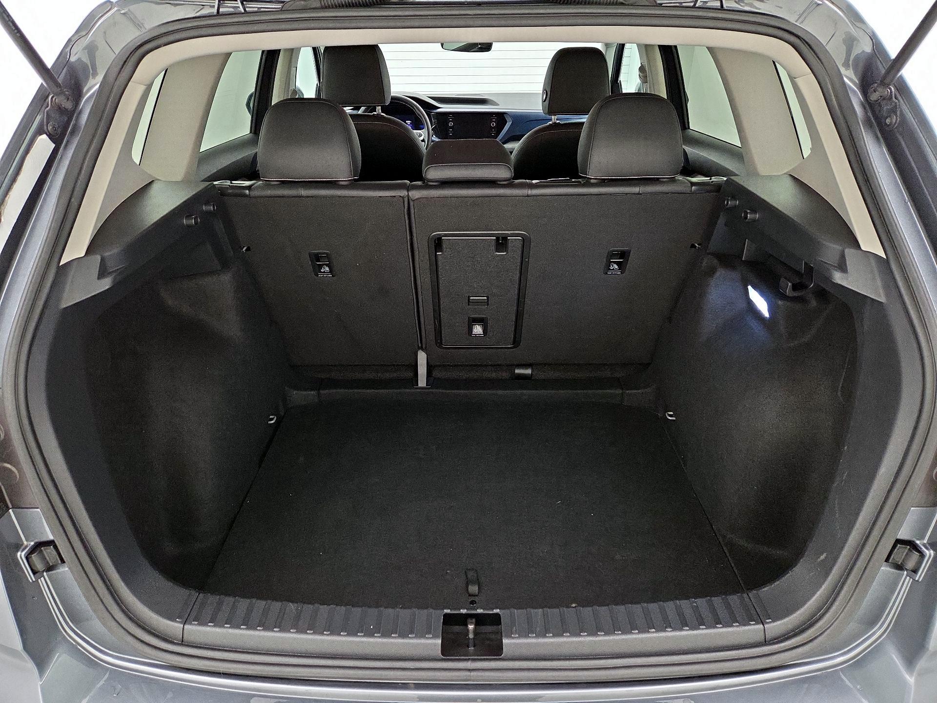 Thumbnail: 2024 Volkswagen Taos - 20