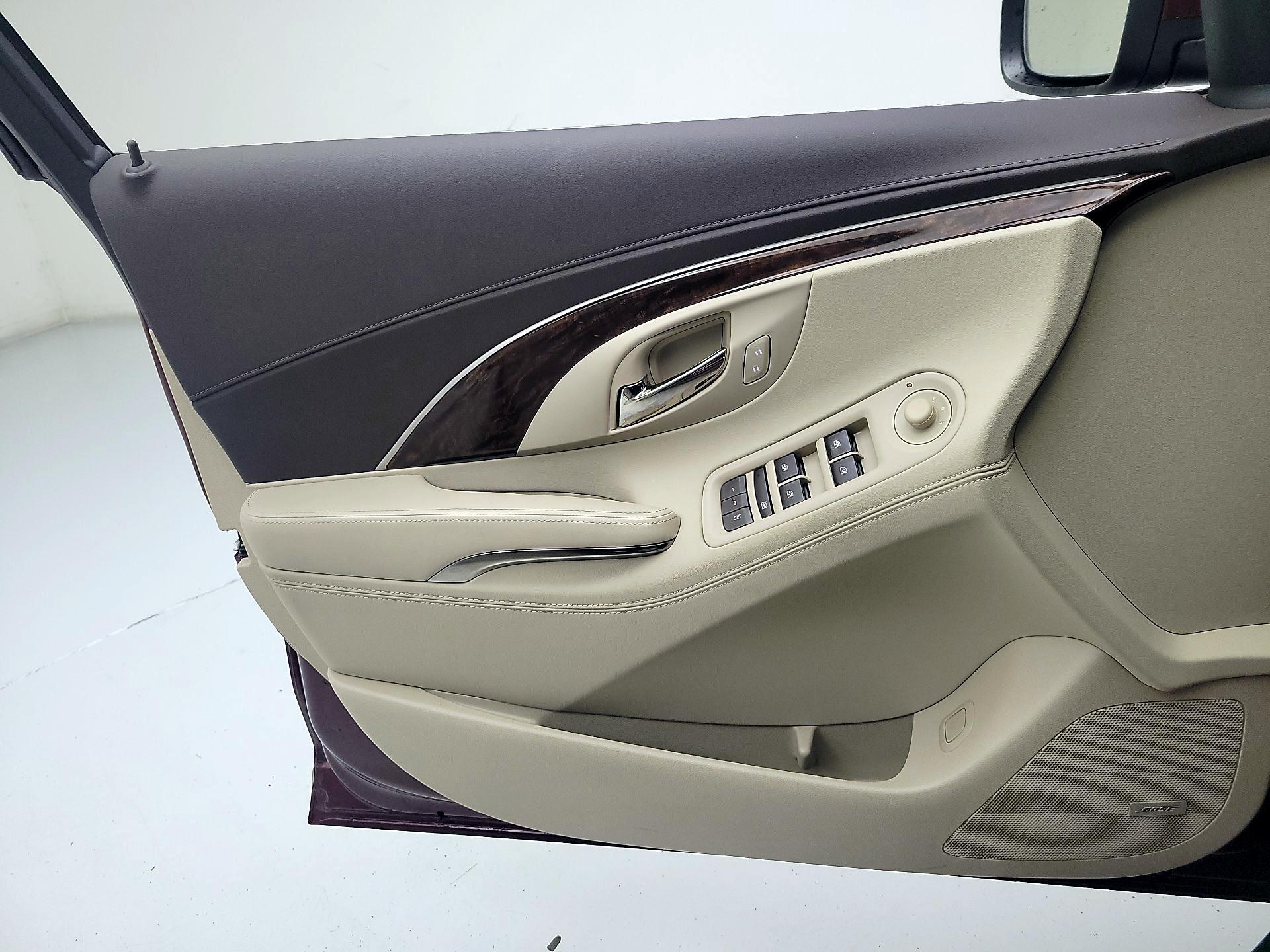 Thumbnail: 2015 Buick LaCrosse - 10