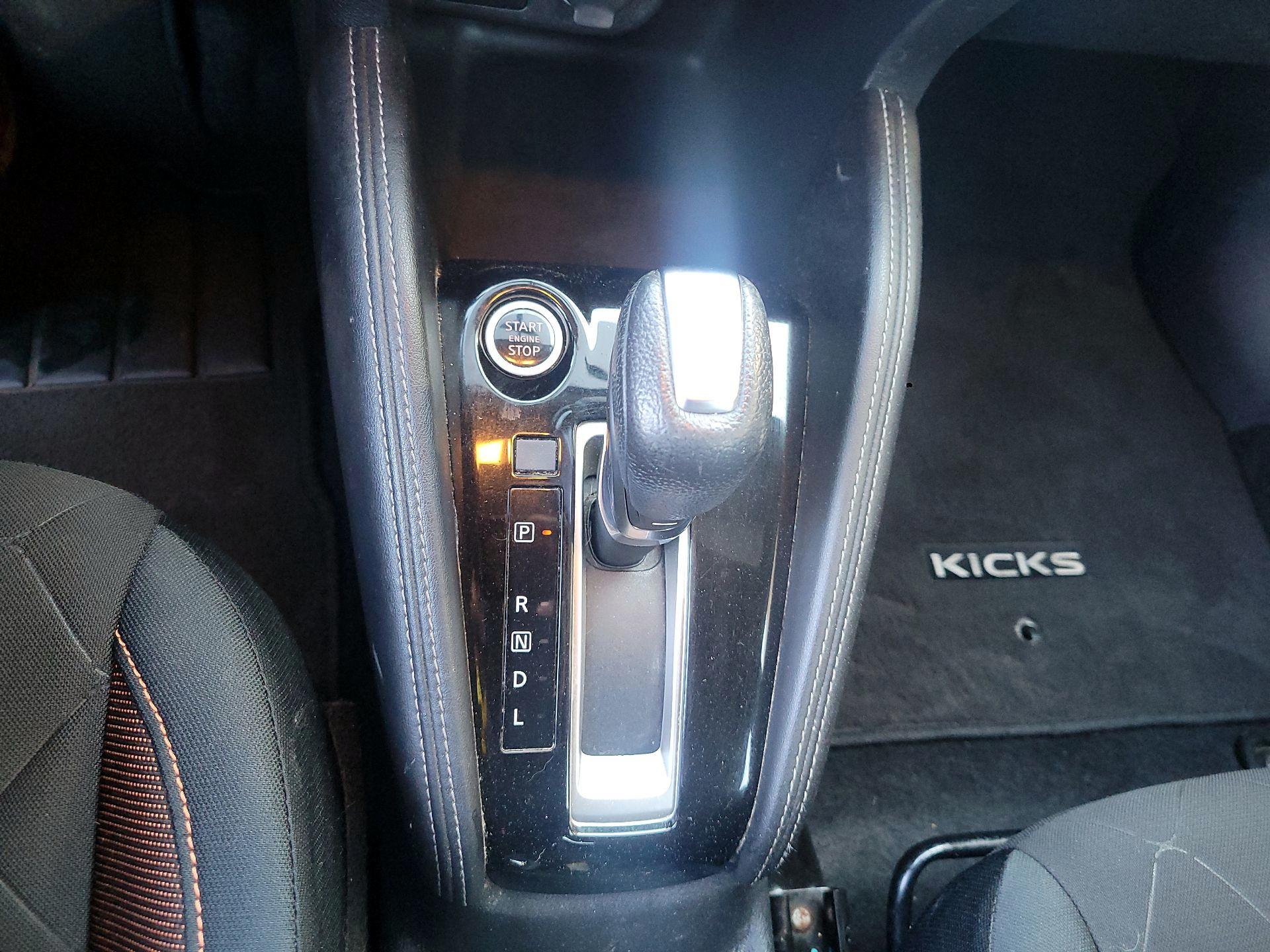 Thumbnail: 2019 Nissan Kicks - 15