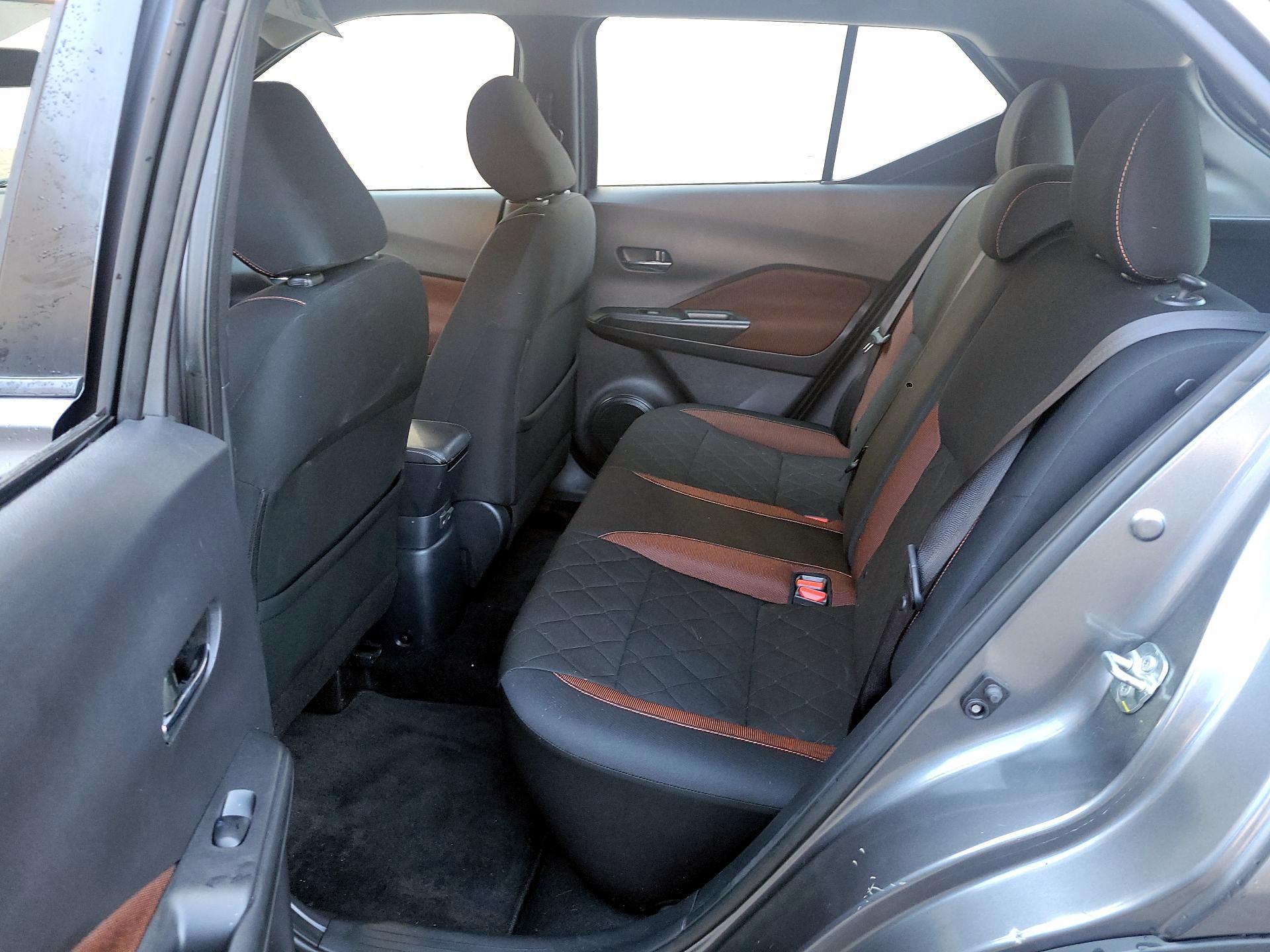 Thumbnail: 2019 Nissan Kicks - 17