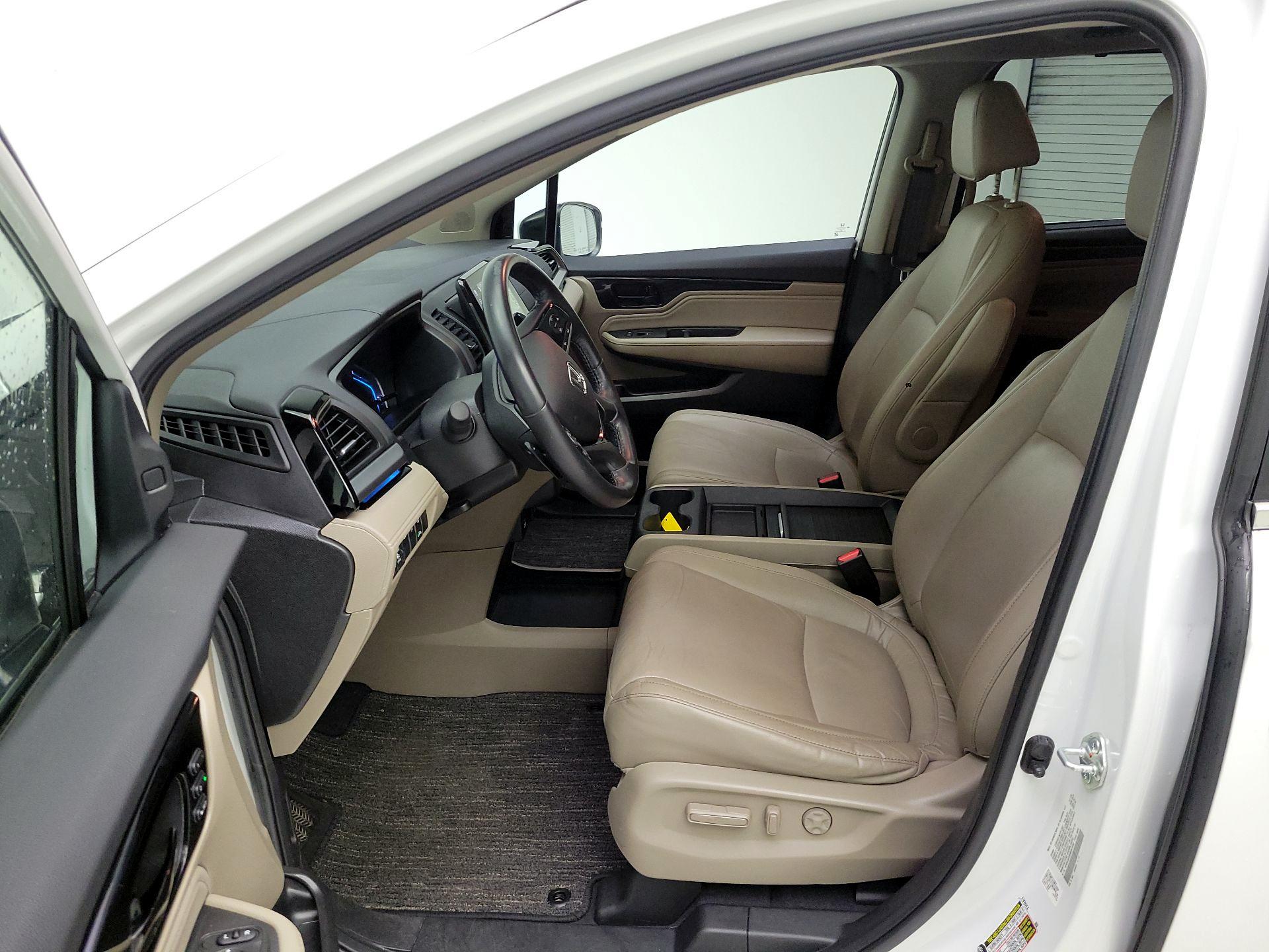 Thumbnail: 2021 Honda Odyssey - 11
