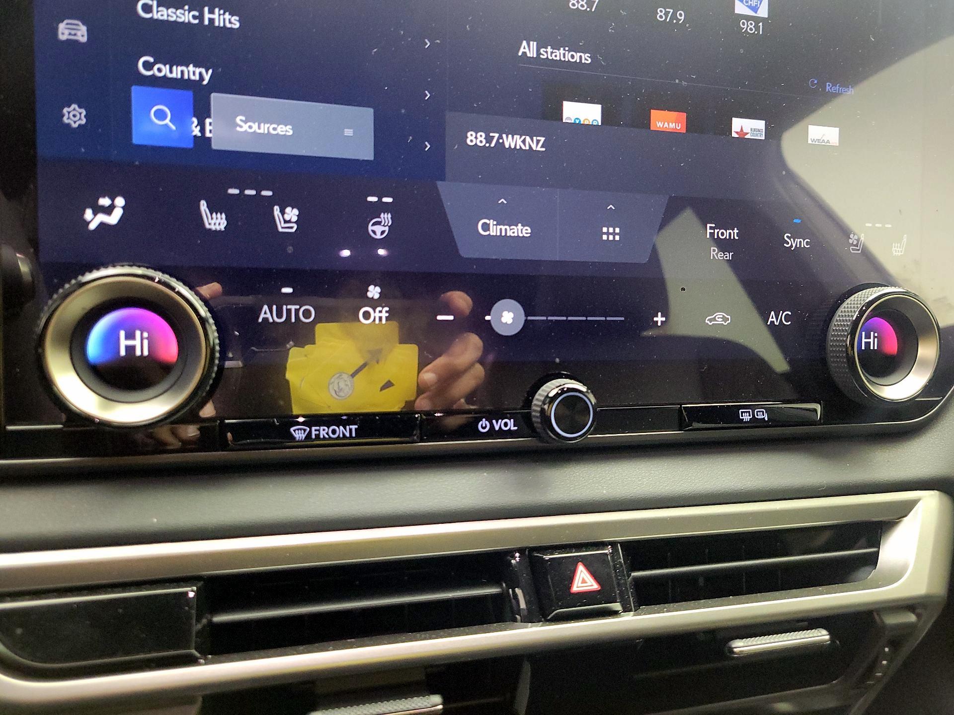 Thumbnail: 2024 Lexus RX - 14