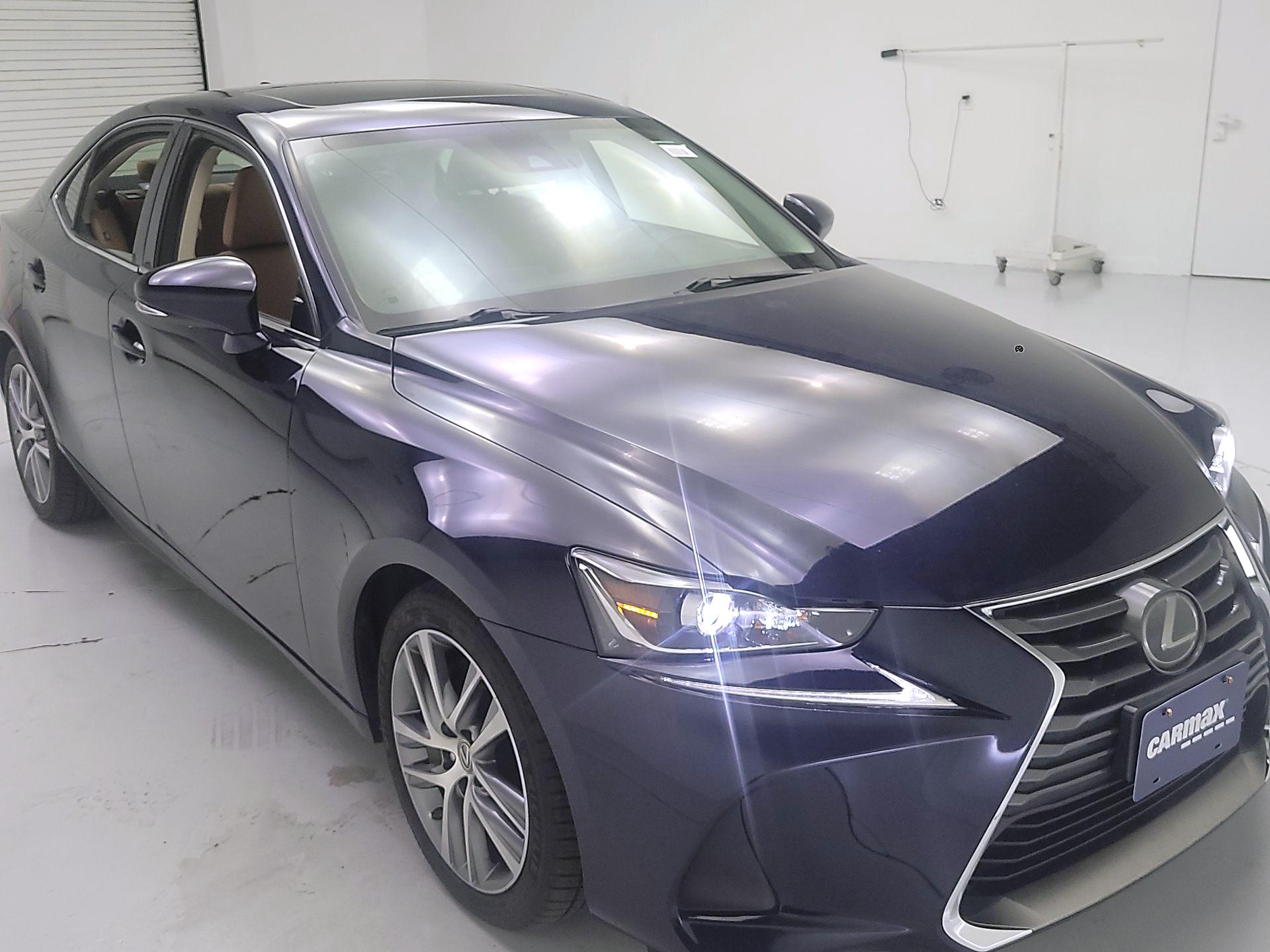 Thumbnail: 2019 Lexus IS - 1