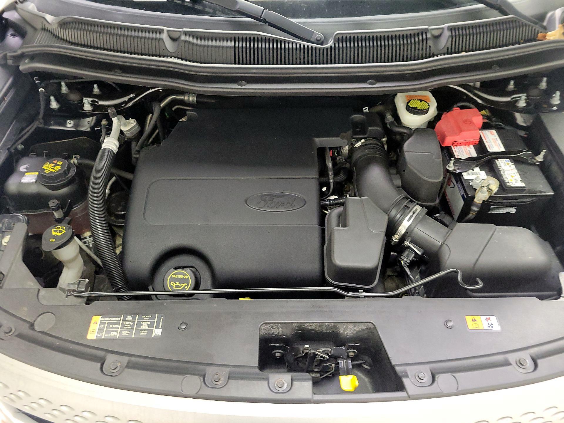 Thumbnail: 2015 Ford Explorer - 18