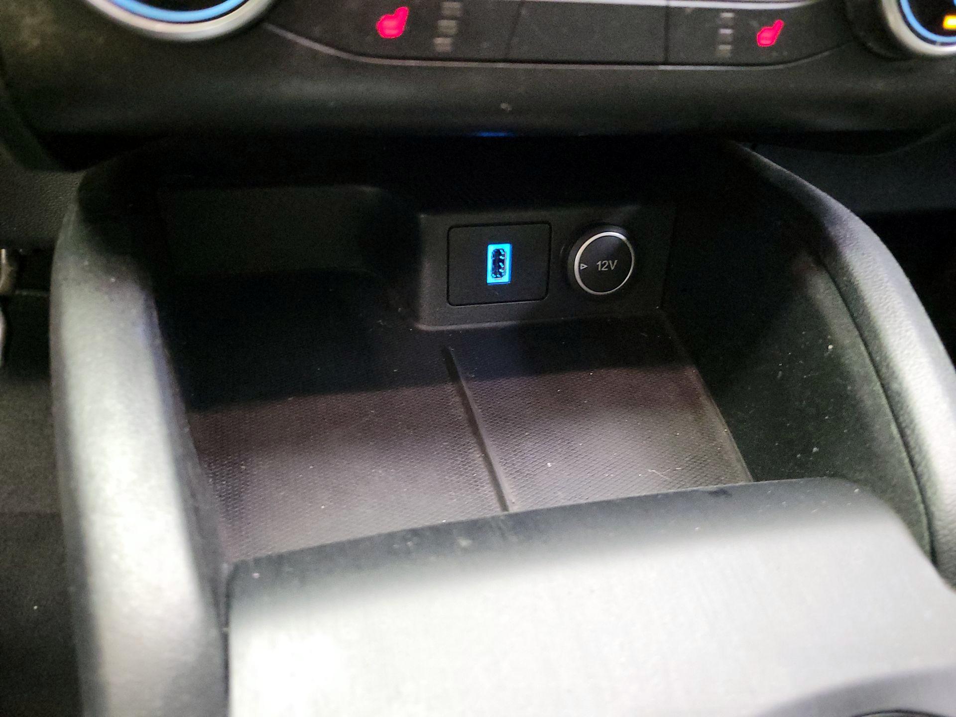 Thumbnail: 2020 Ford Escape - 16