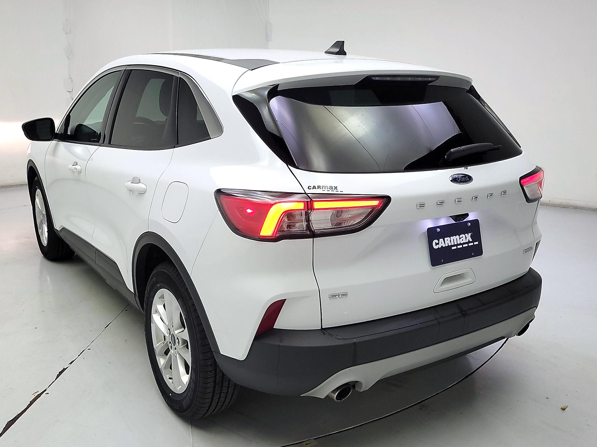 Thumbnail: 2020 Ford Escape - 7