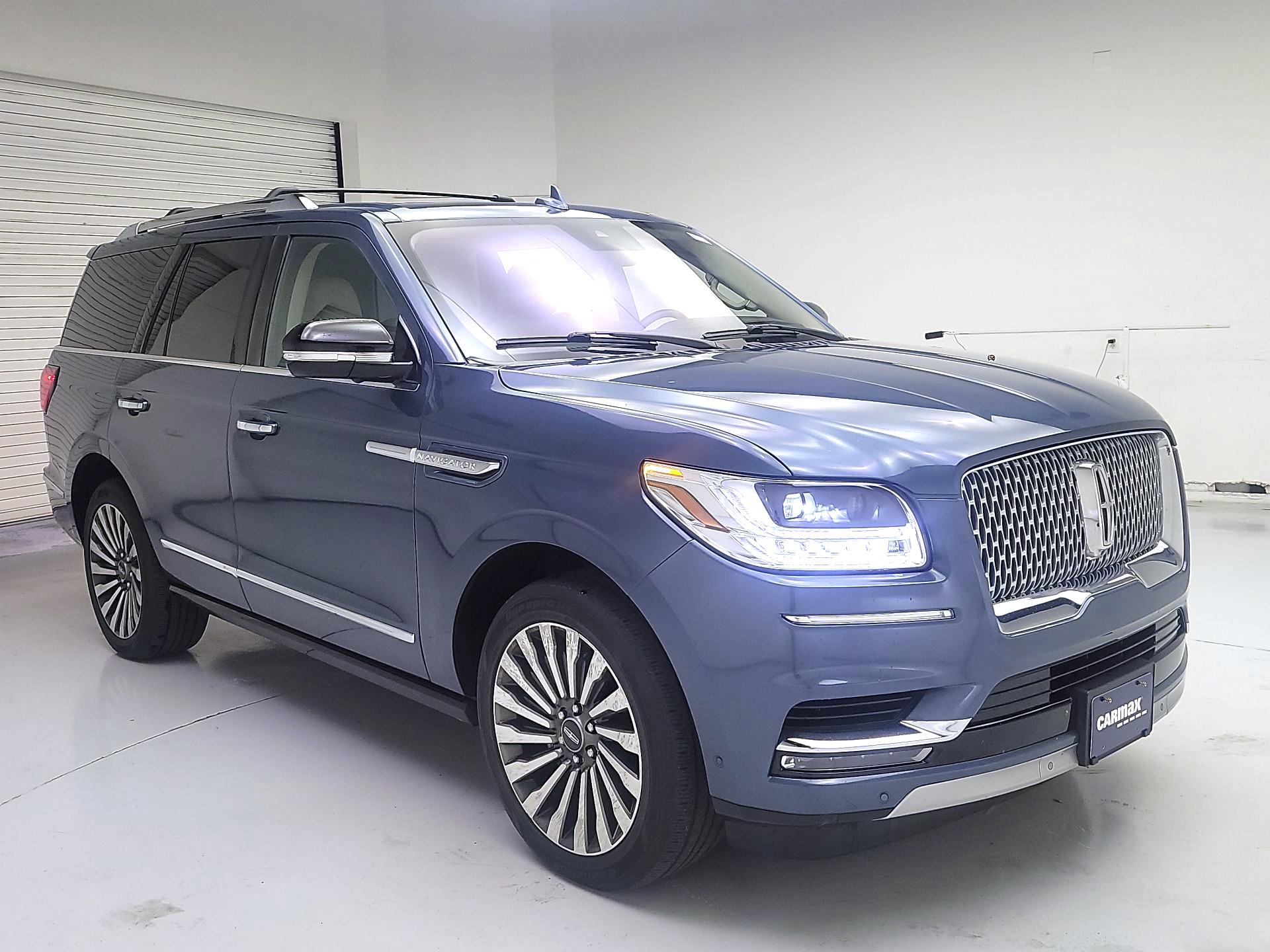 Thumbnail: 2019 Lincoln Navigator - 1