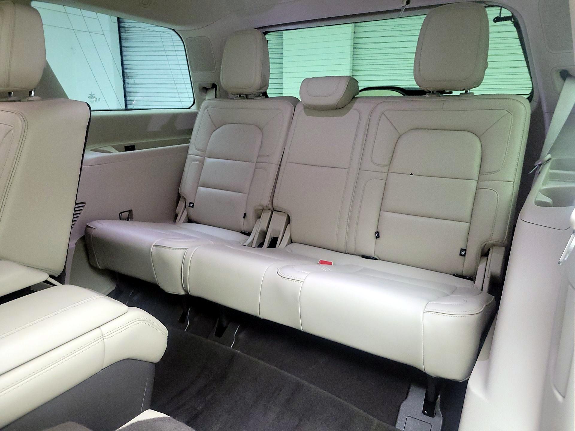 Thumbnail: 2019 Lincoln Navigator - 20