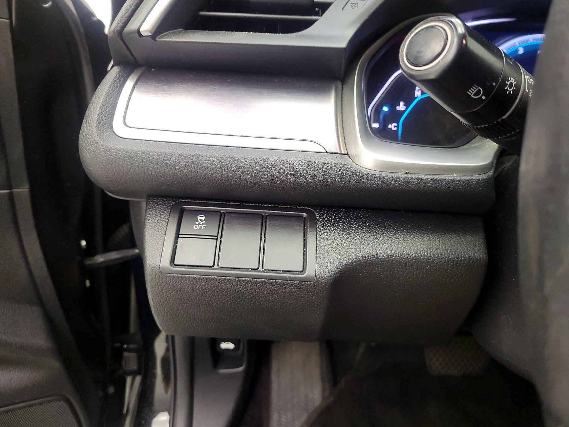 Thumbnail: 2016 Honda Civic - 13