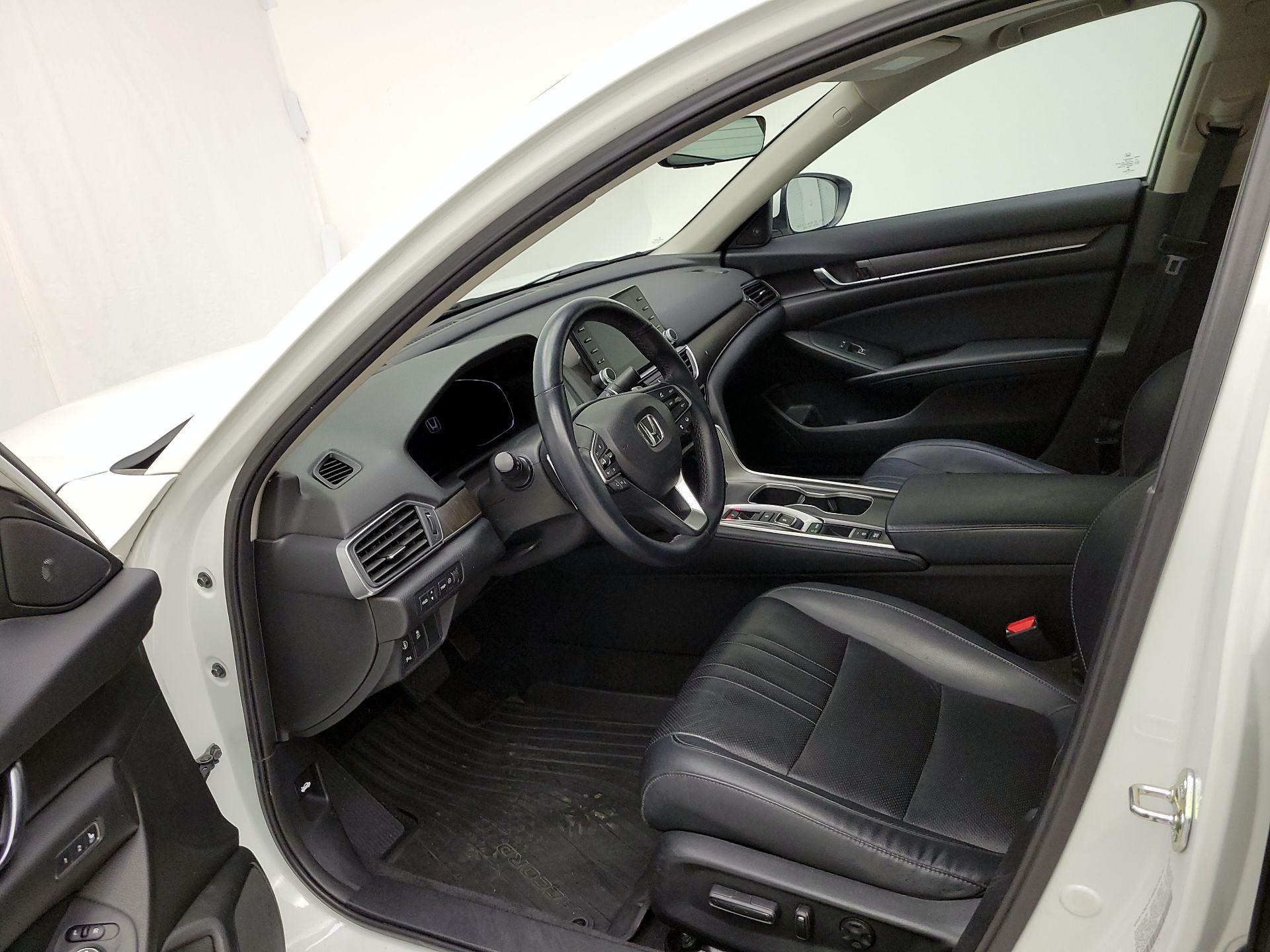 Thumbnail: 2018 Honda Accord - 9